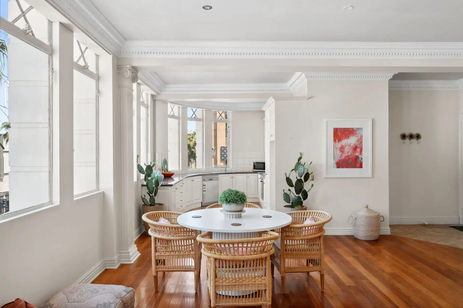 Malop St 2BR Sub Penthouse w View in Geelong CBD
