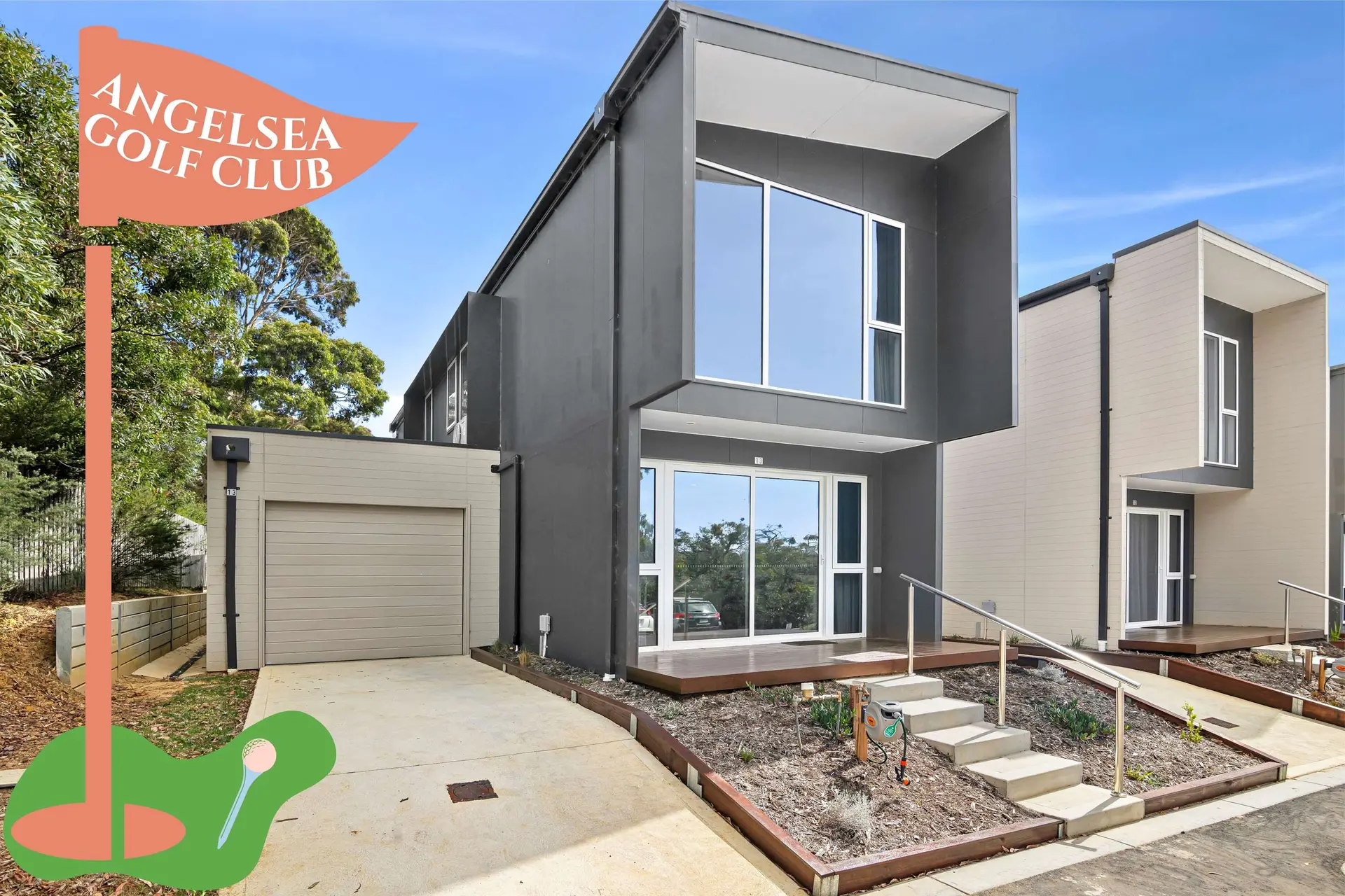 Anglesea Golf Club Townhouses I On the golf course