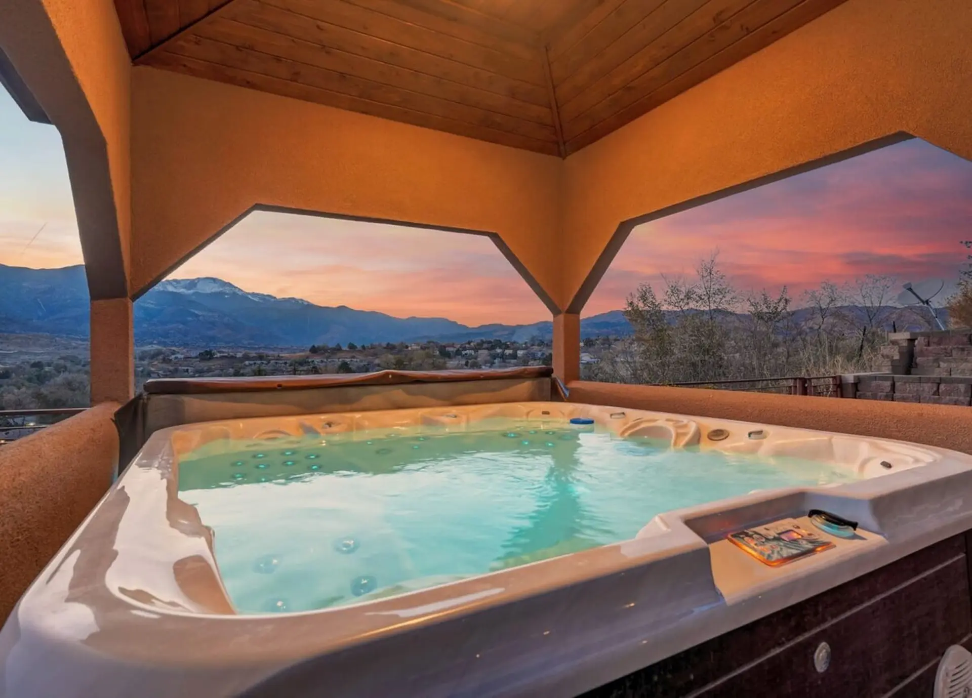 Discover the Ultimate Colorado Springs Getaway: Top Airbnbs with Hot Tubs