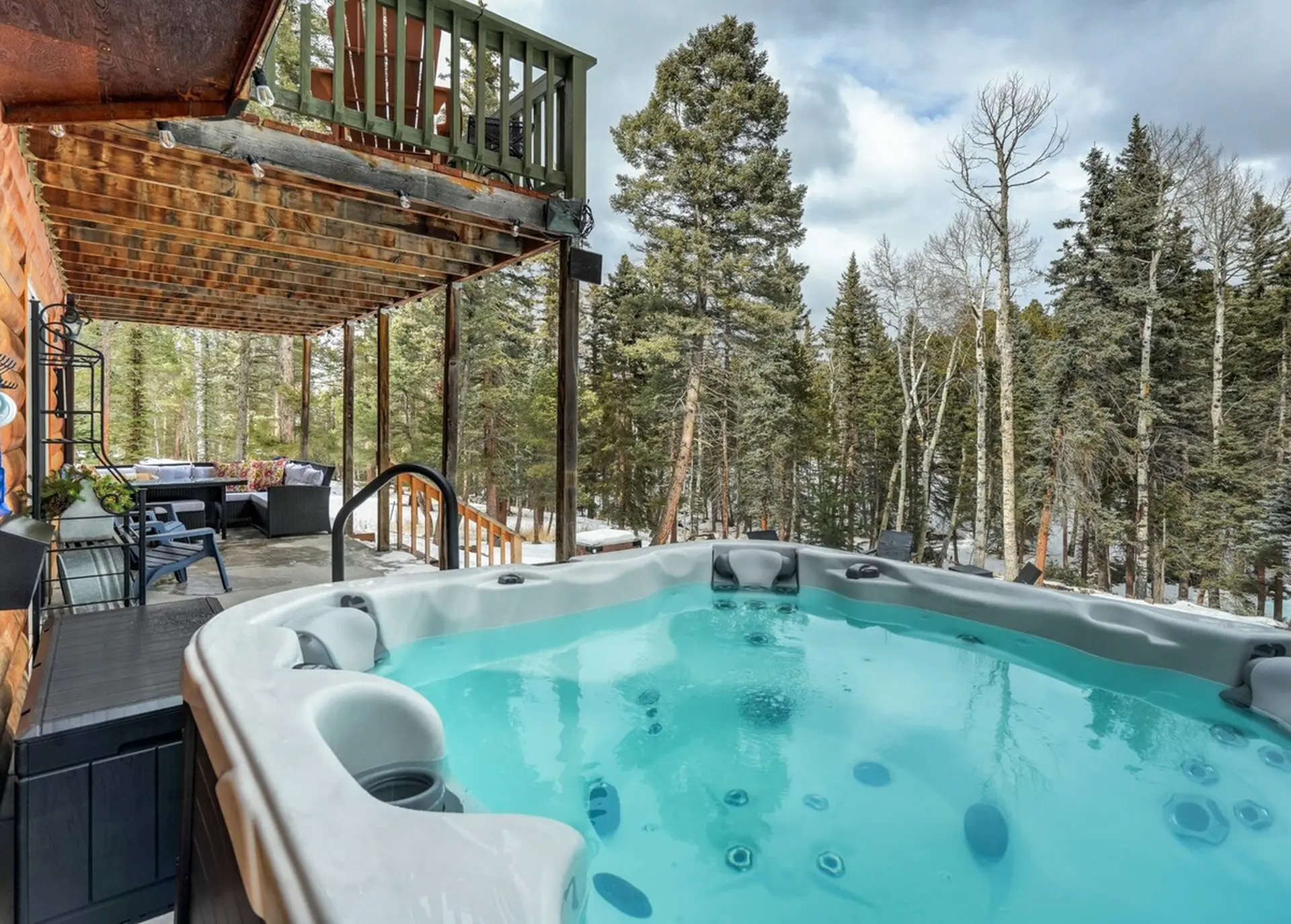 Pinetop Cabin! Hot Tub BBQ Arcade Scenic Escape