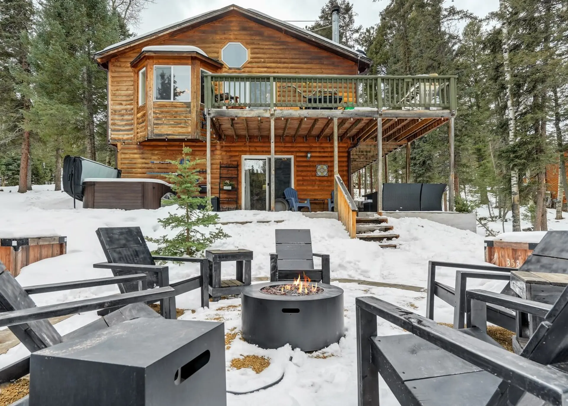 Pinetop Cabin! Hot Tub BBQ Arcade Scenic Escape