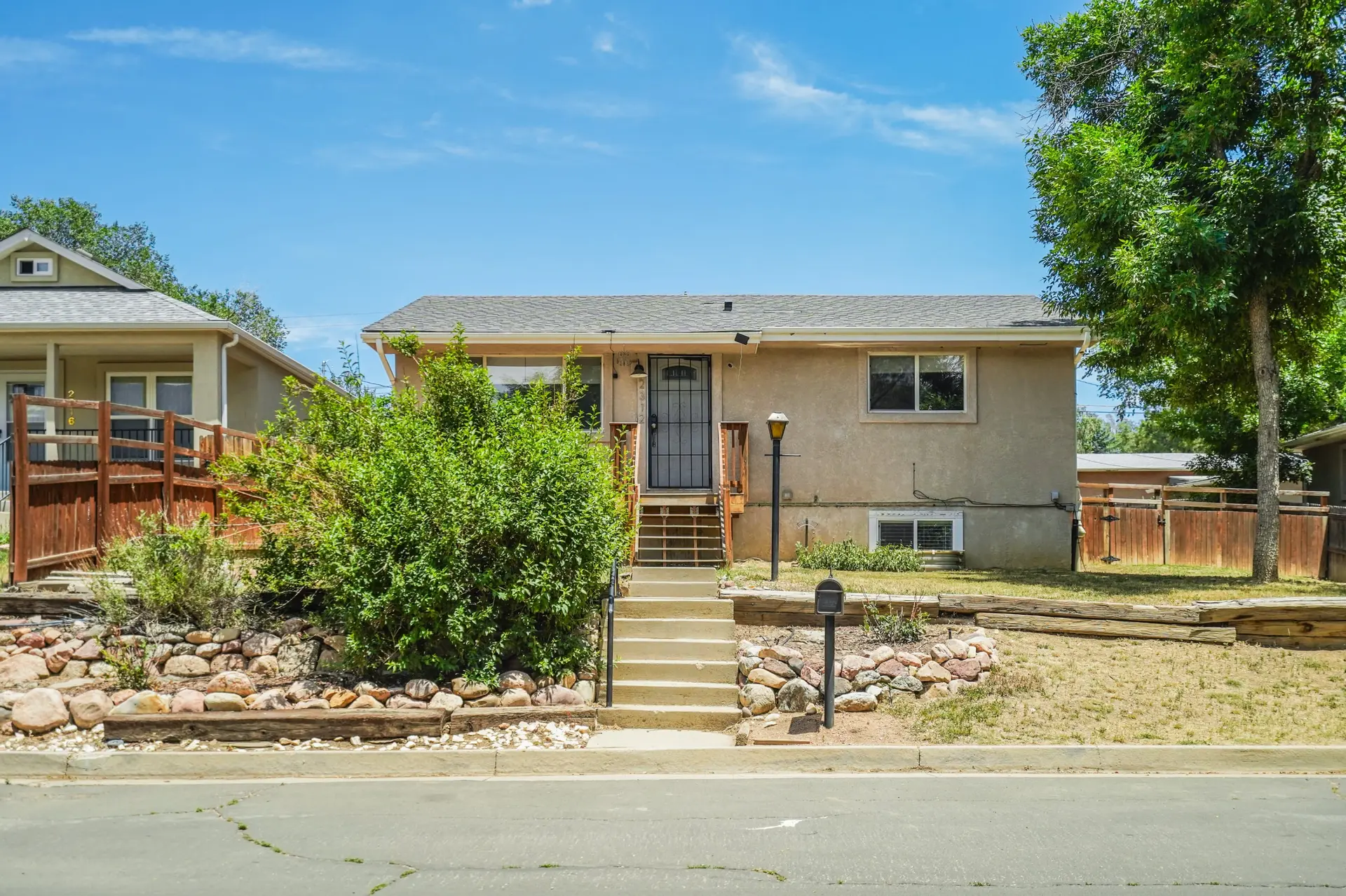 Trail Climb! Downtown Holiday Home w BBQ & Scenic Views!