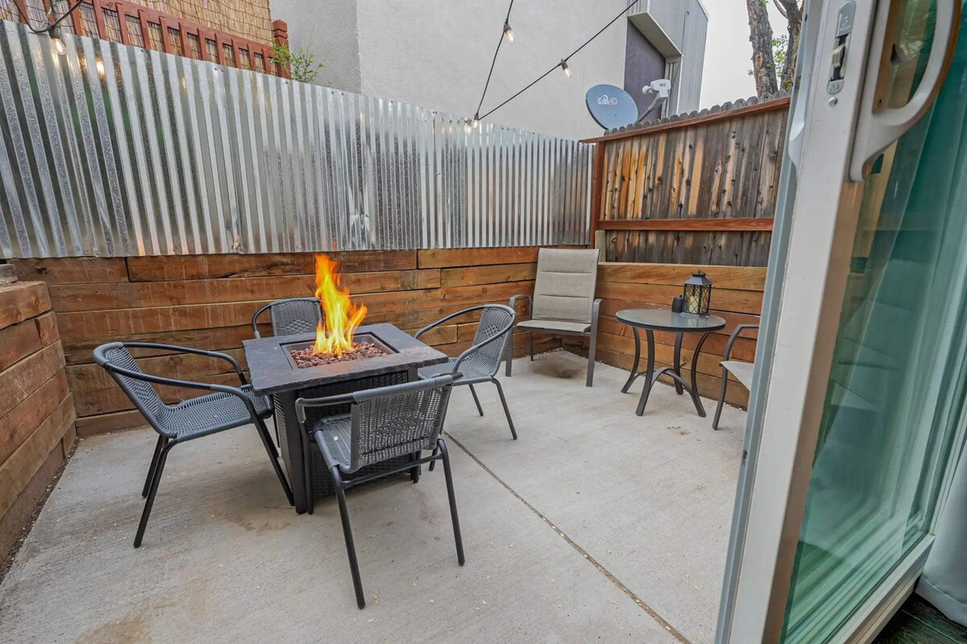 Foundry Flat! Industrial Chic BBQ Fire Pit