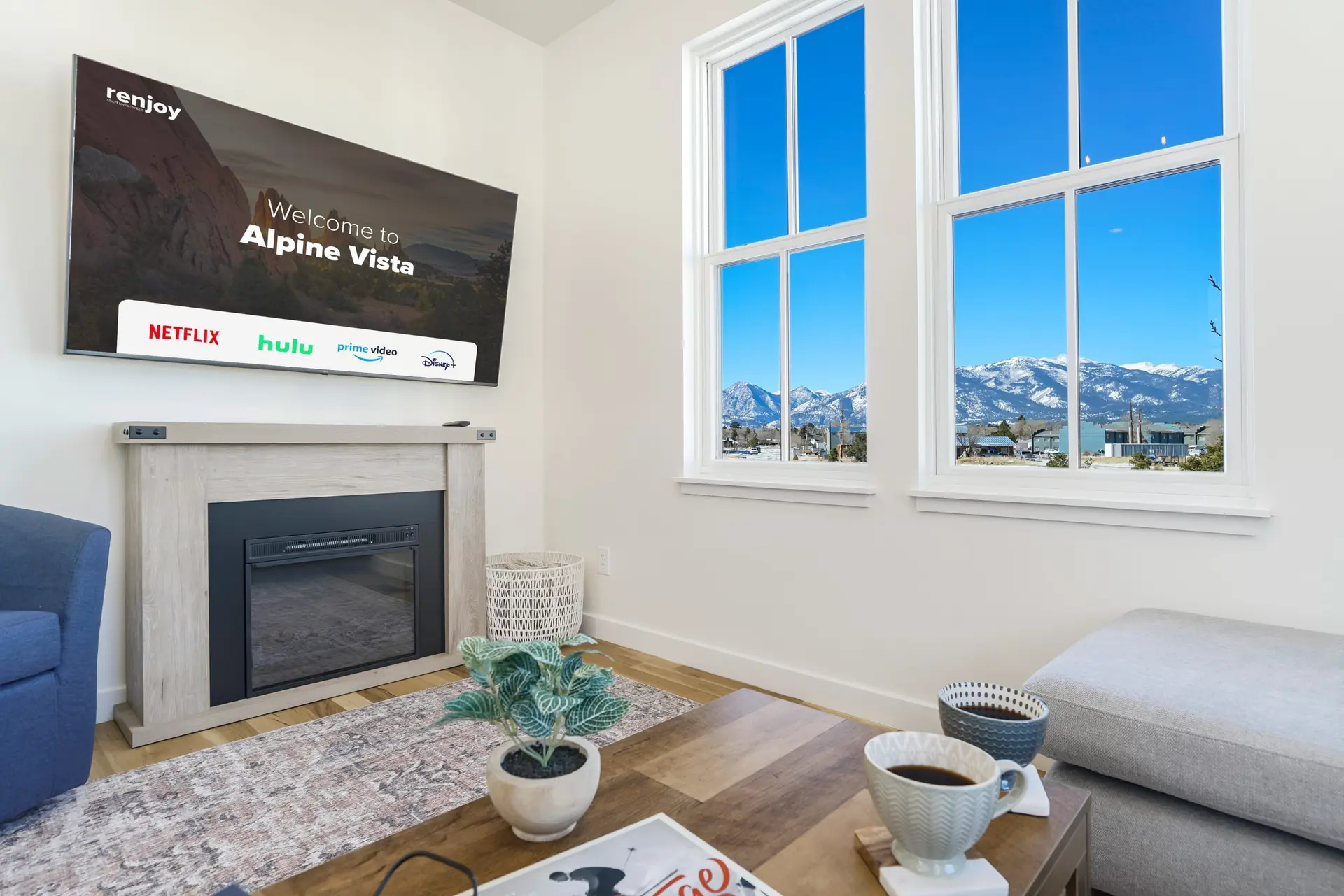 Alpine Vista! Walk to Downtown South Main in BV!