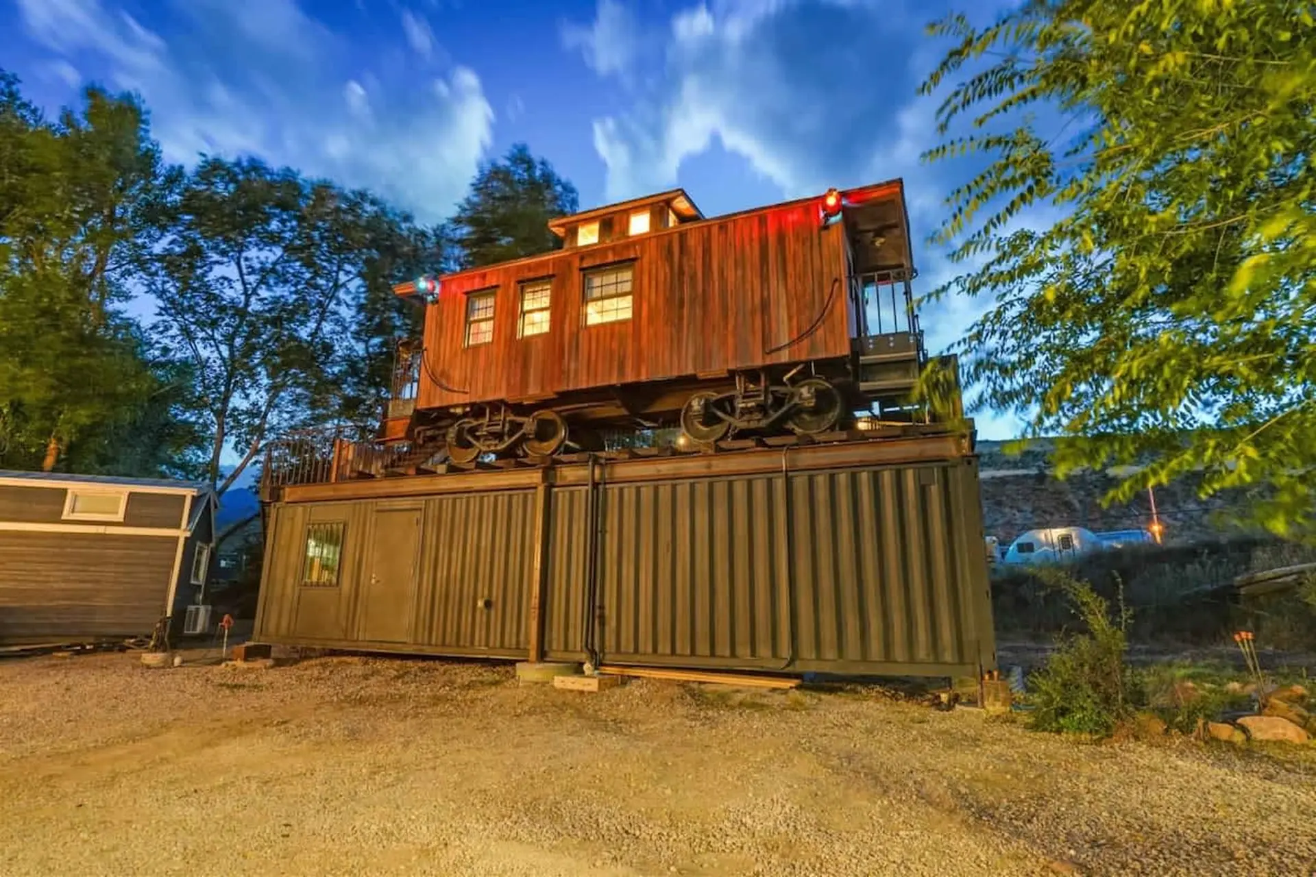 Red Rock Caboose! Studio Near Top Spots & BBQ & Sc