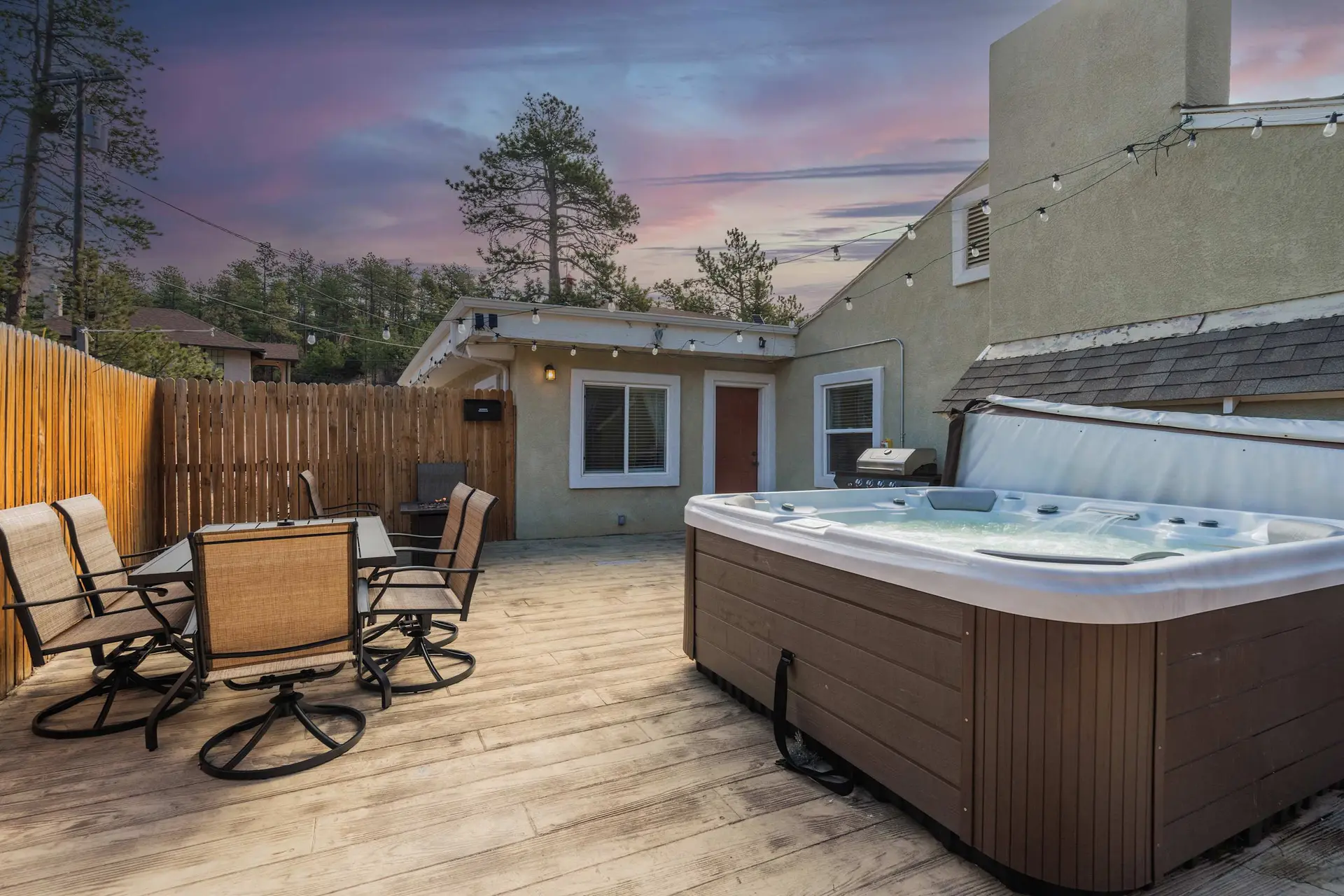 Mountain Retreat! Hot Tub & Fire Pit with Views