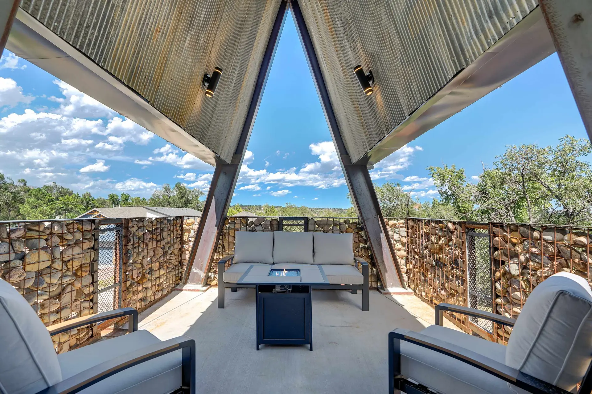 A-Frame Wonders! Hot Tub w Mountain Views!