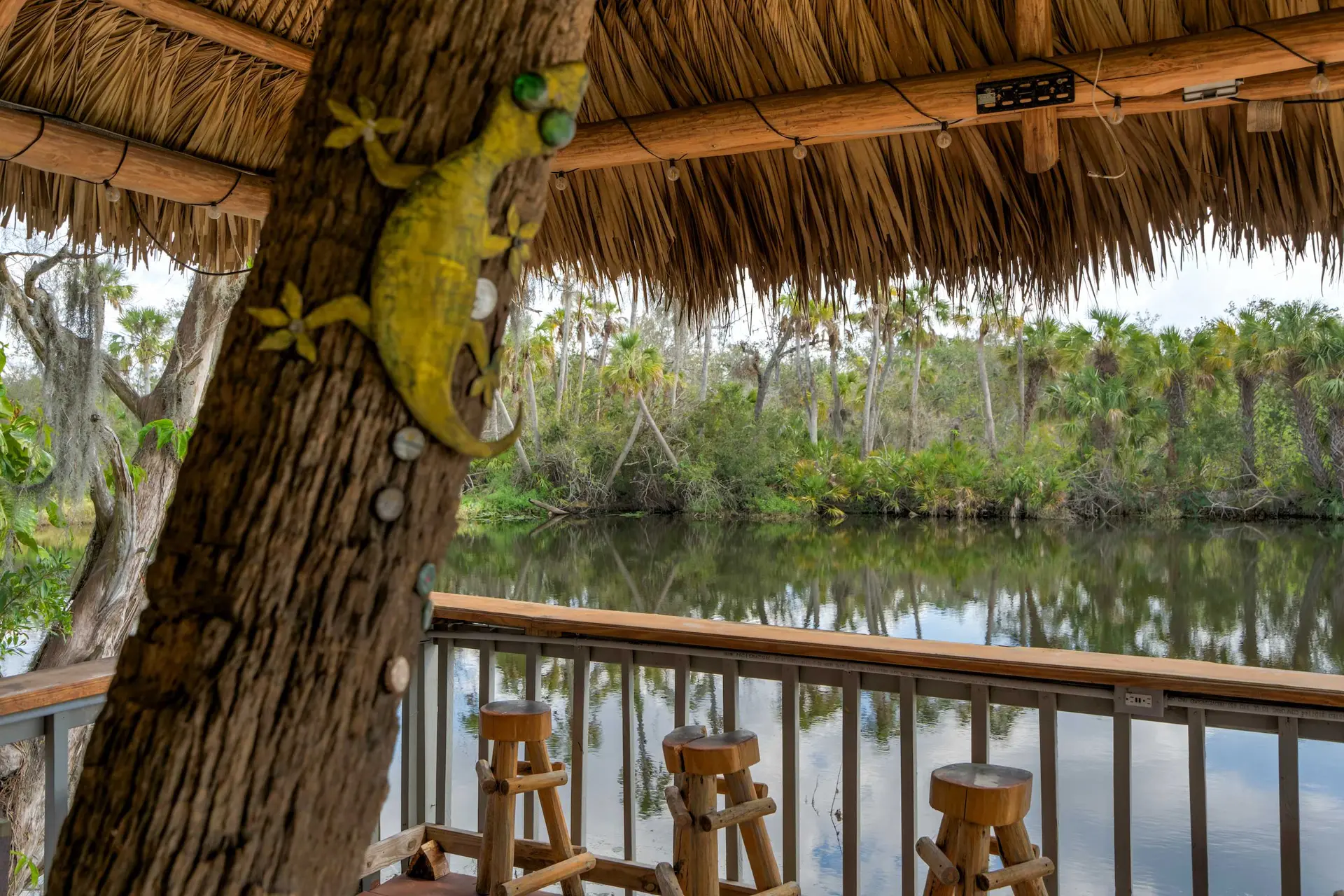 Riverside Breeze! Tropical Retreat w Tiki Hut