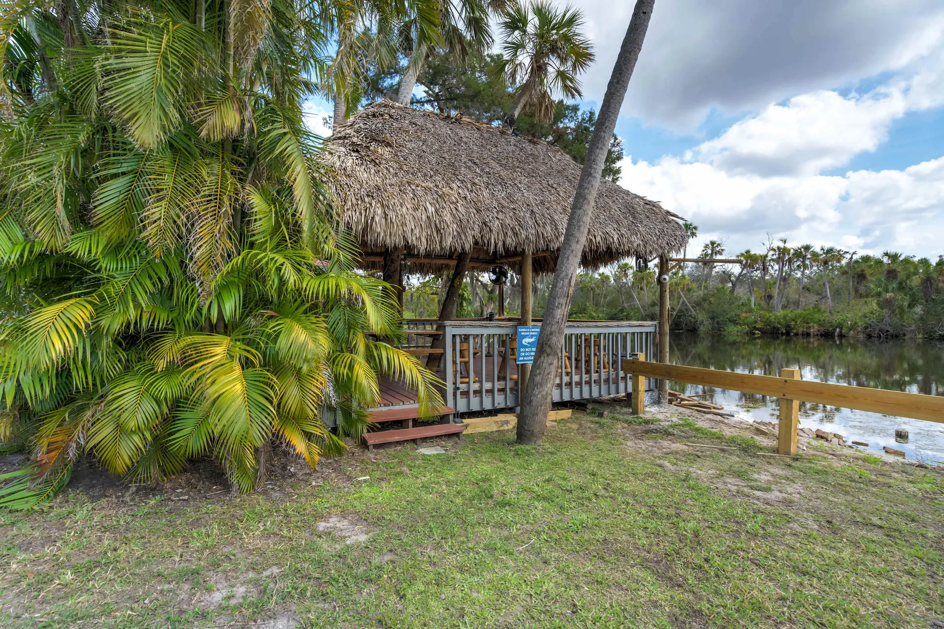 Riverside Hut! Cozy Getaway w/ Tiki Hut & Firepit