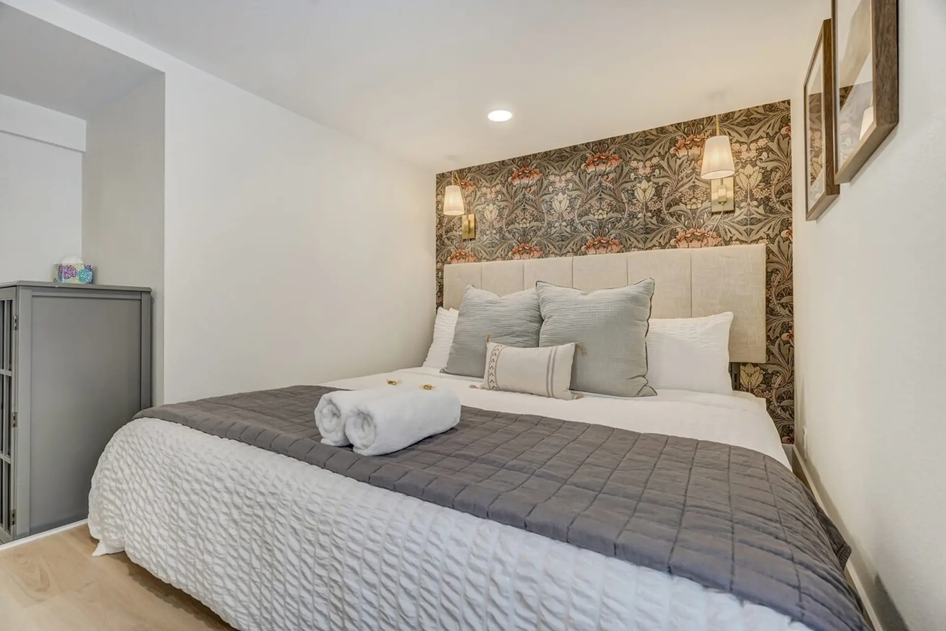 Kindred Courtyard! Historic Stay w/ BBQ & Fire Pit