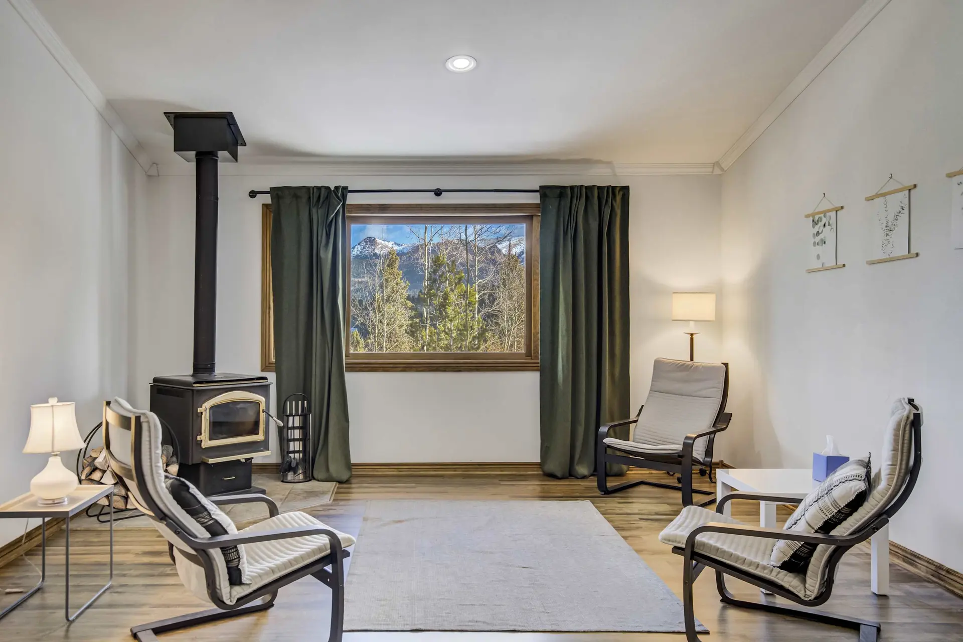 Rustic Outlaw! Secluded Escape with Stunning Views