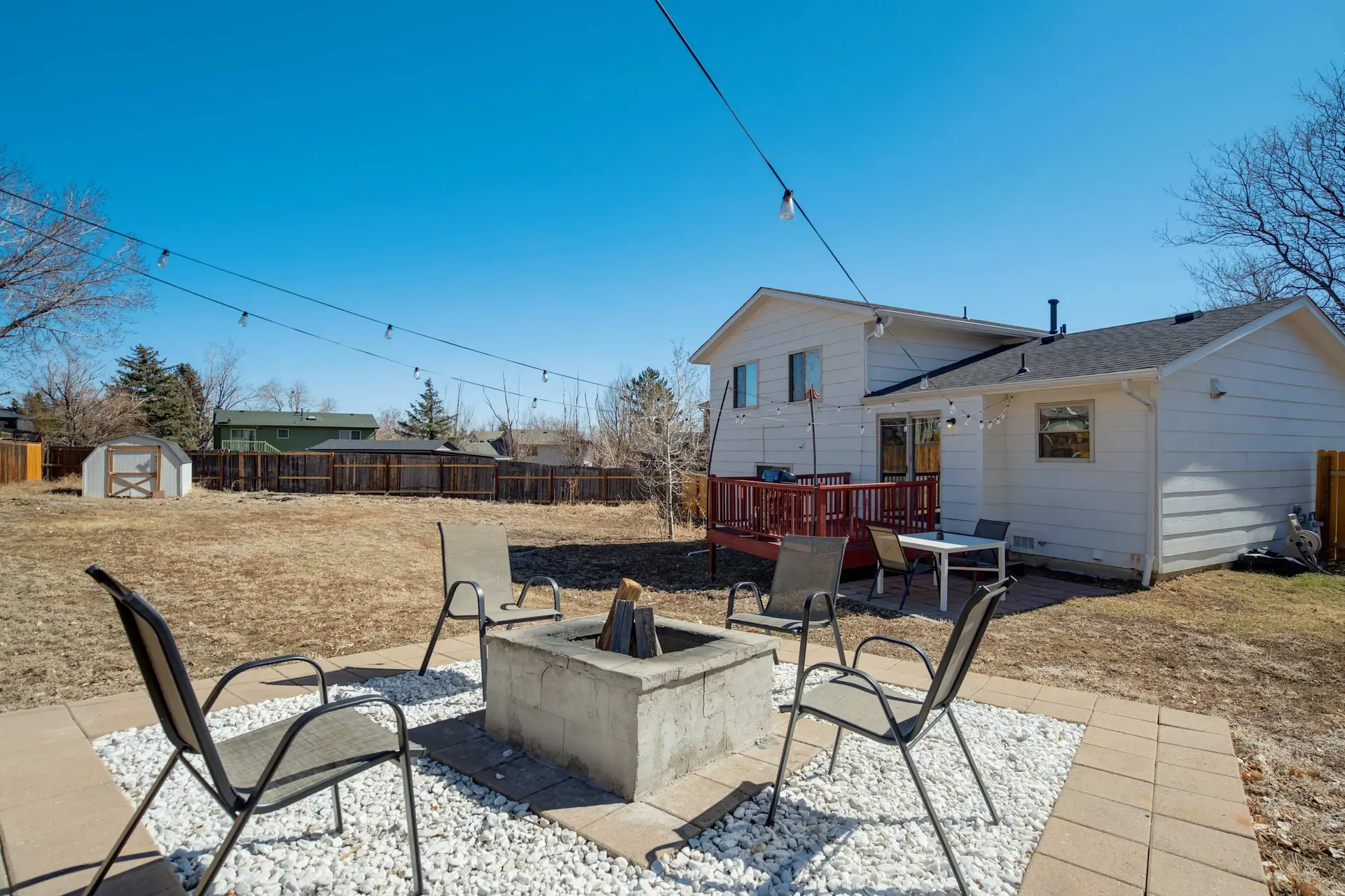 Wild Rose! Outdoor Retreat with BBQ & Fire Pit