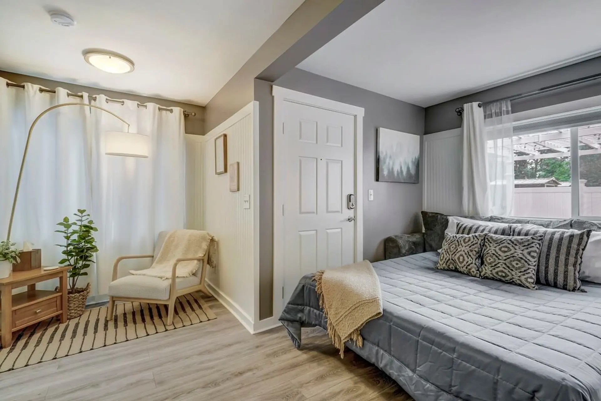 Euro Cottage! Downtown Home w BBQ & Fire Pit