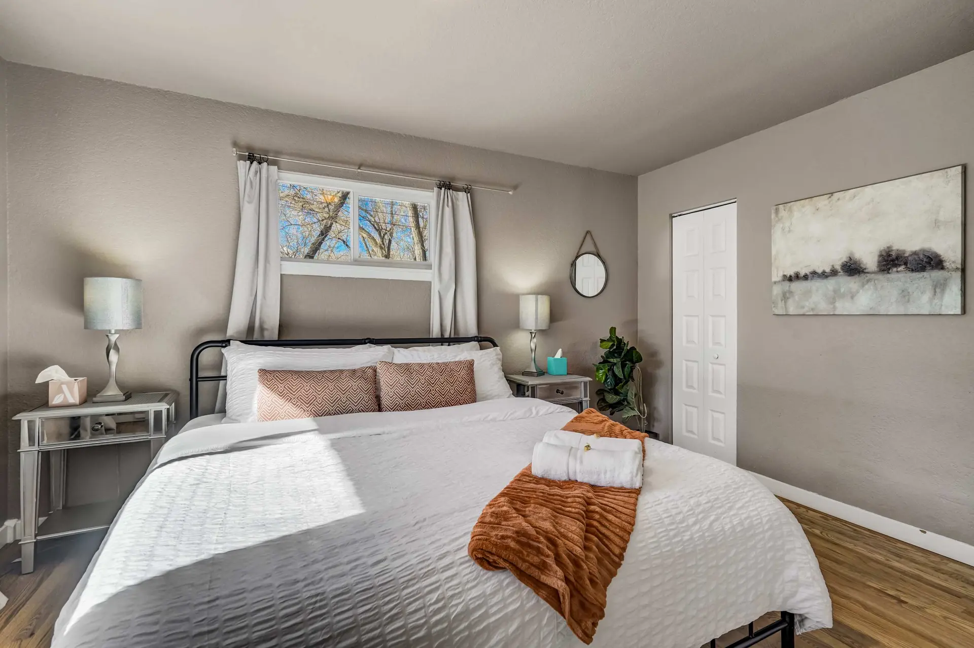 Shady Grove! 5BR Home w/ Foosball, Walk to OCC!