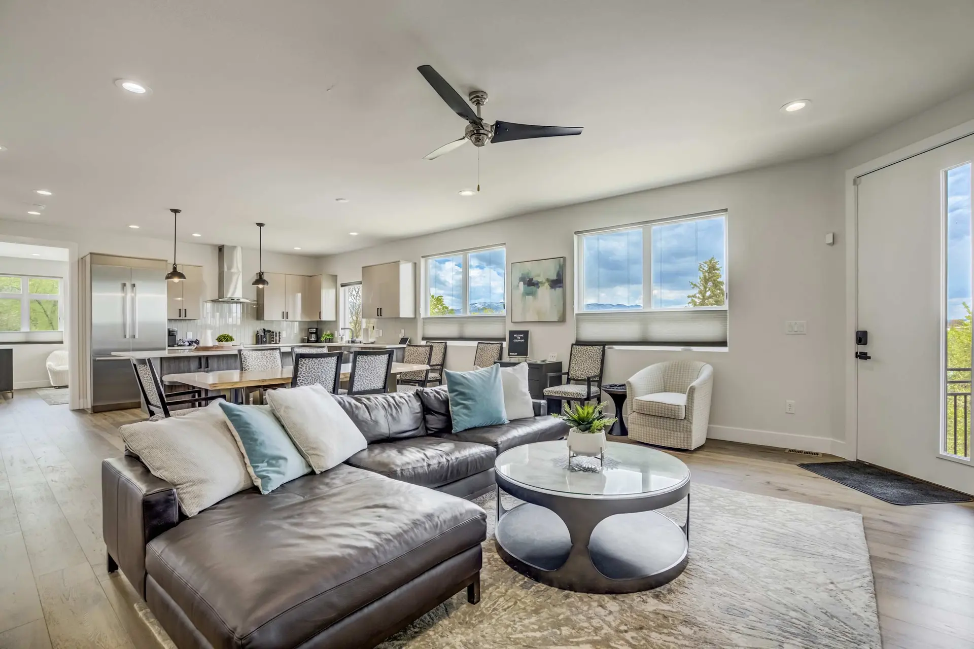 The Overlook! Luxury Rooftop Retreat by Broadmoor