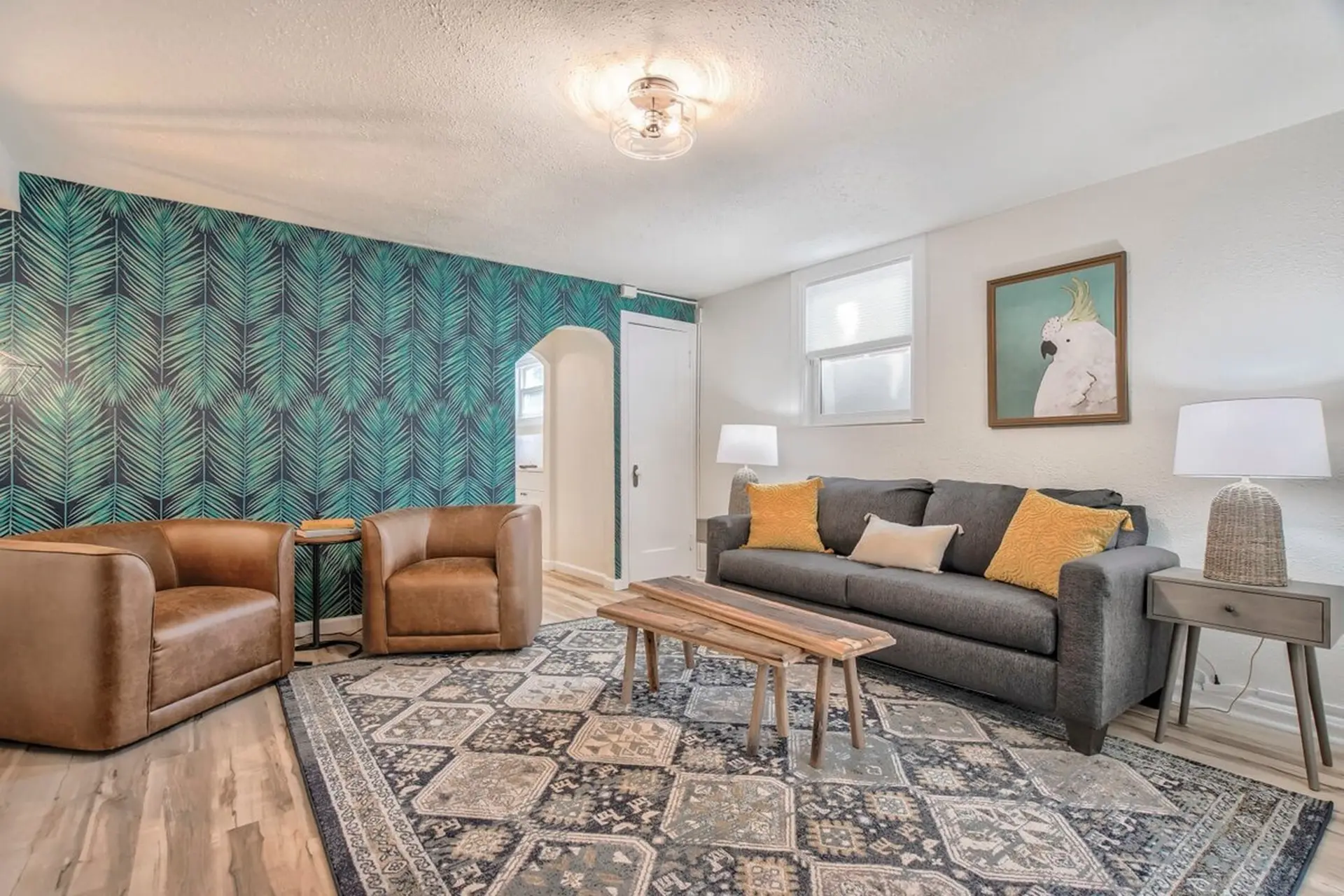 Pikes Charm! Apartment w/ Arcade, BBQ & Fire Pit