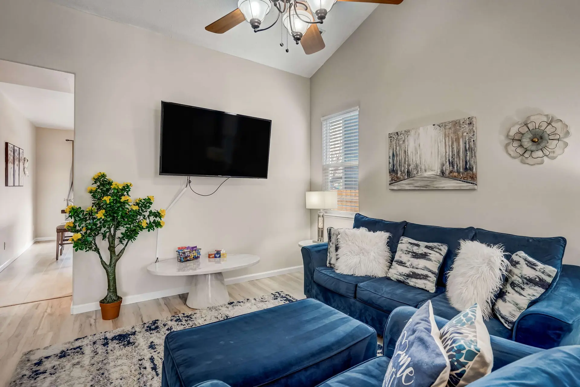 Pony Meadows! Family Escape with BBQ & Workspace