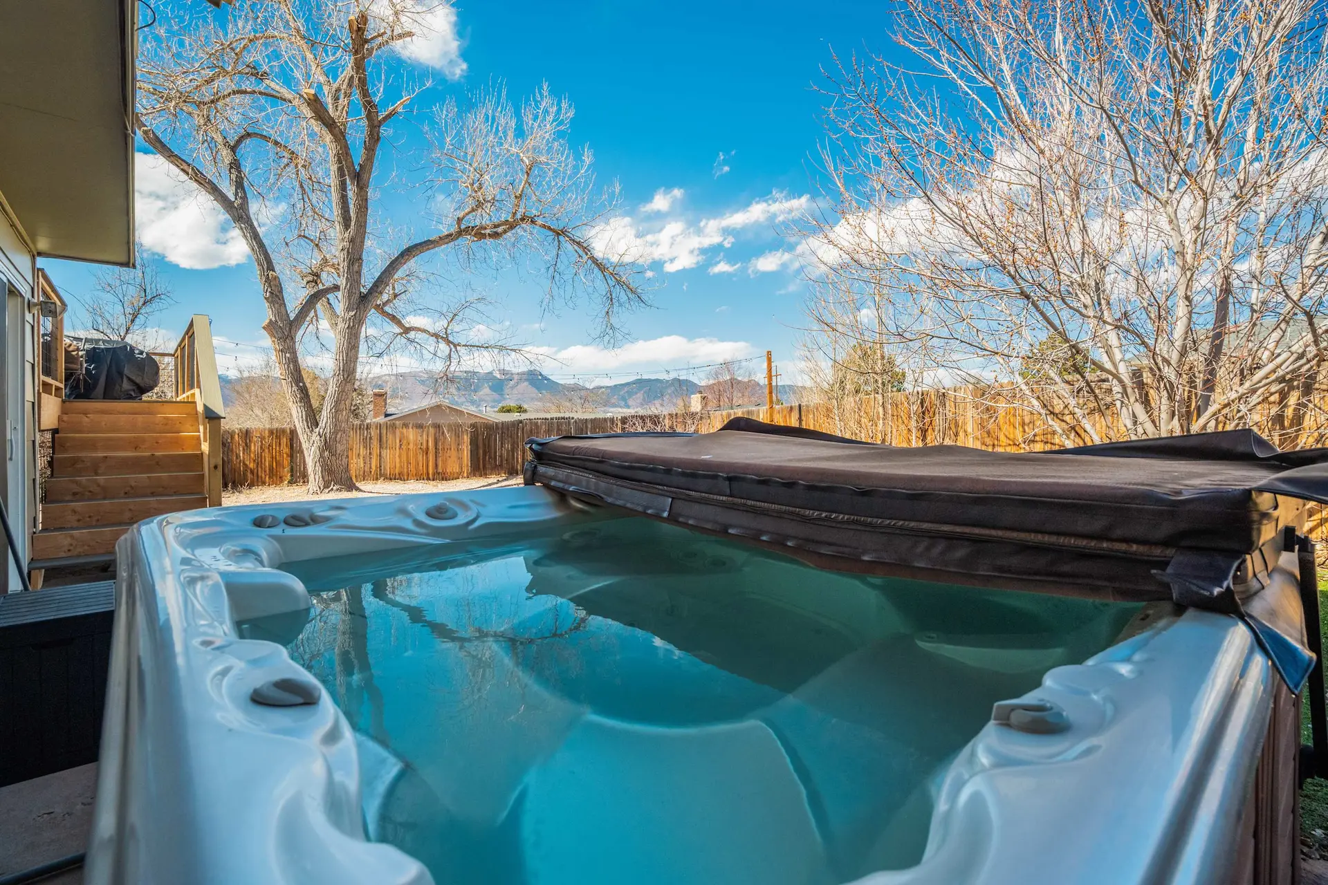 Iron View! Hot Tub, Fire Pit & Breathtaking Views