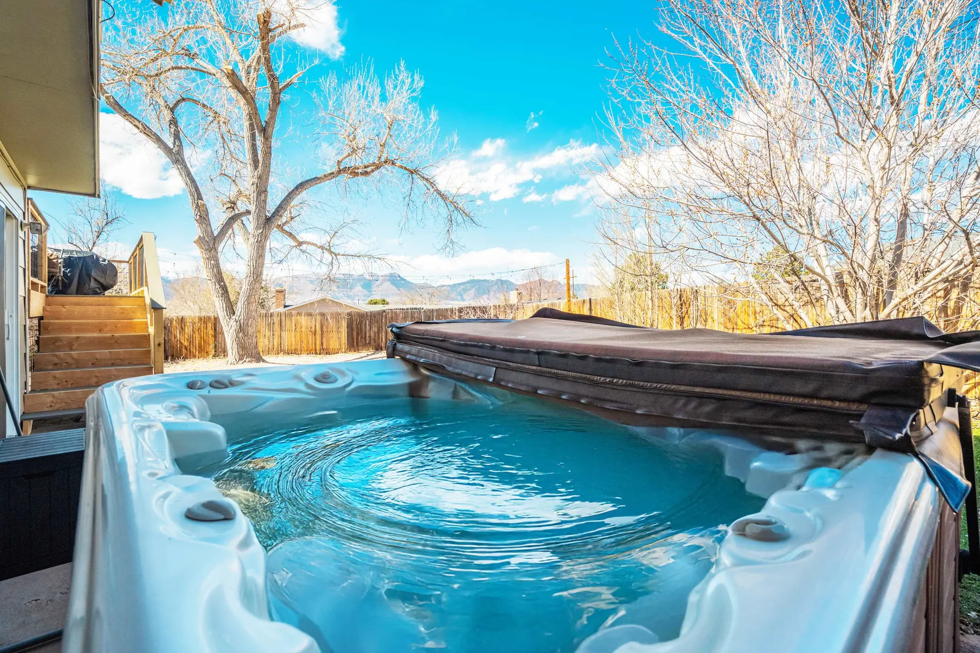 Iron View! Hot Tub, Fire Pit & Breathtaking Views