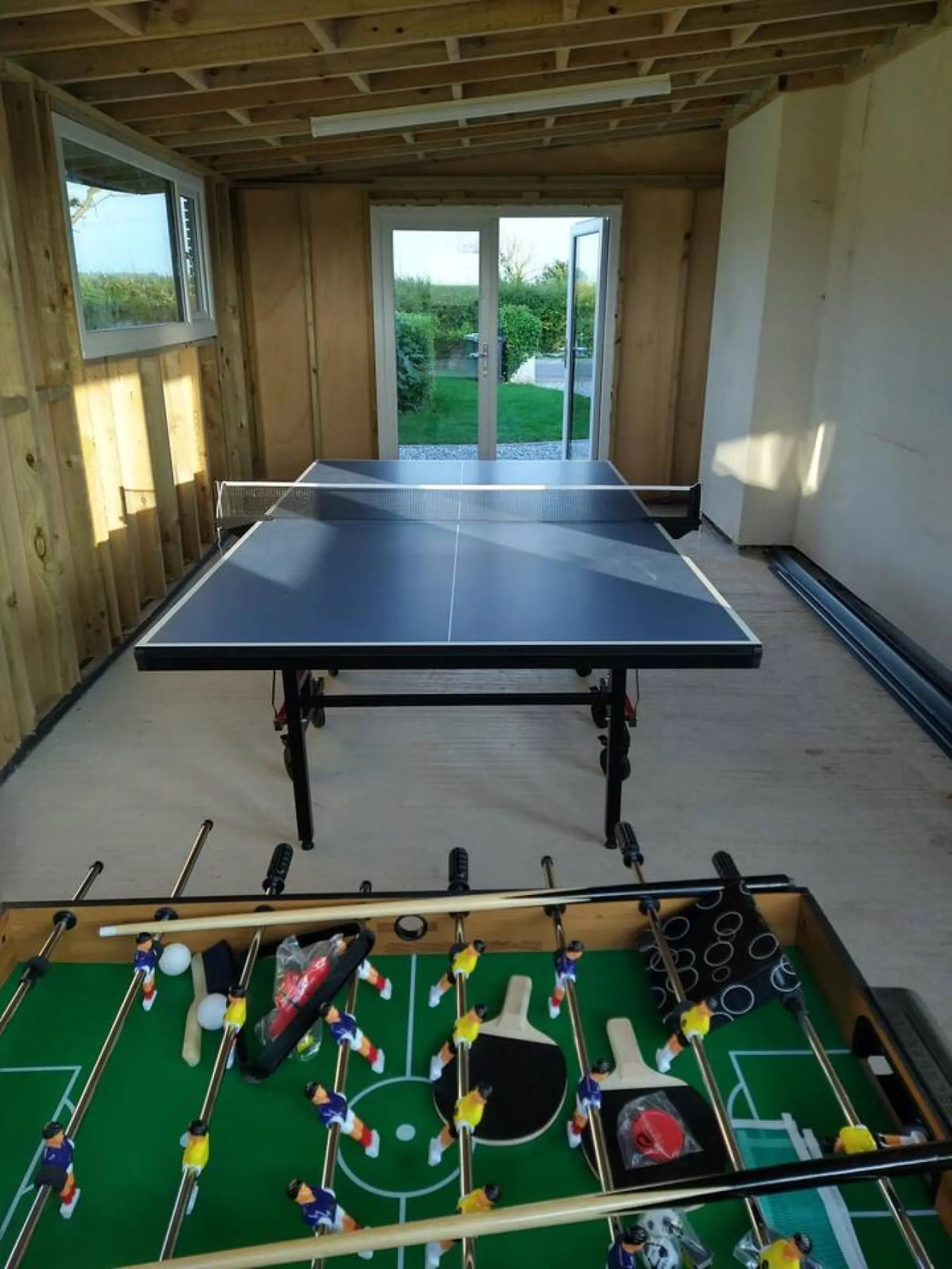 Rural Hideaway with Hot Tub, Orchard & Games Room