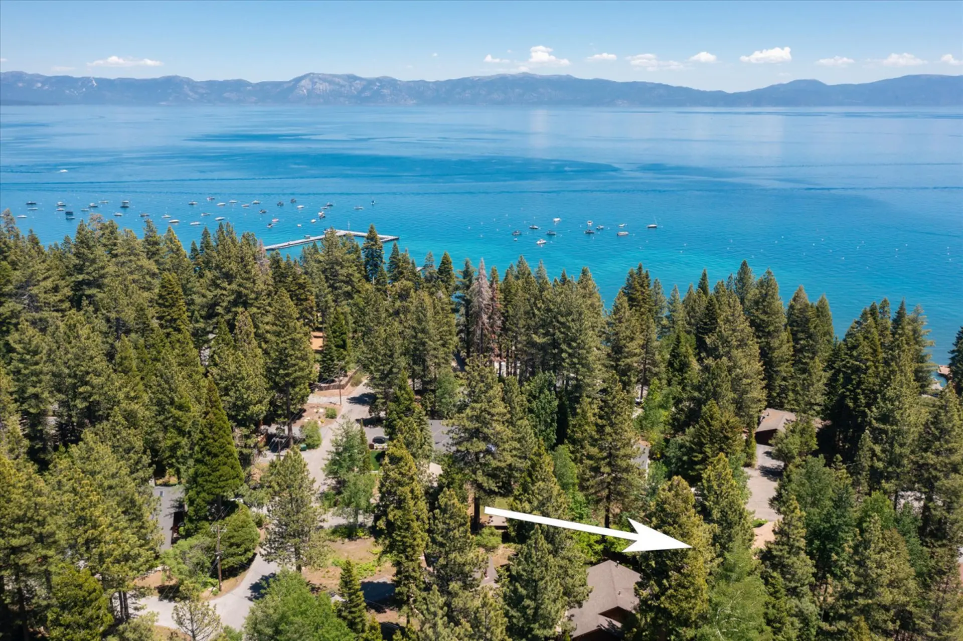 Great Family Home Walk to Private Beach for HOA
