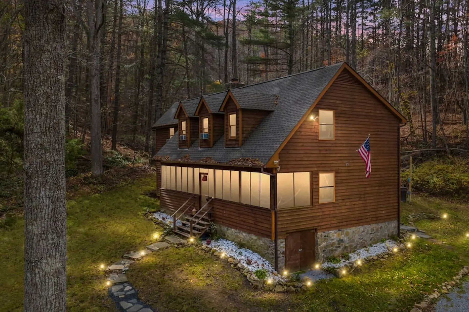 Sleepy Hollow 5BR Cabin - National Park, Hot Tub