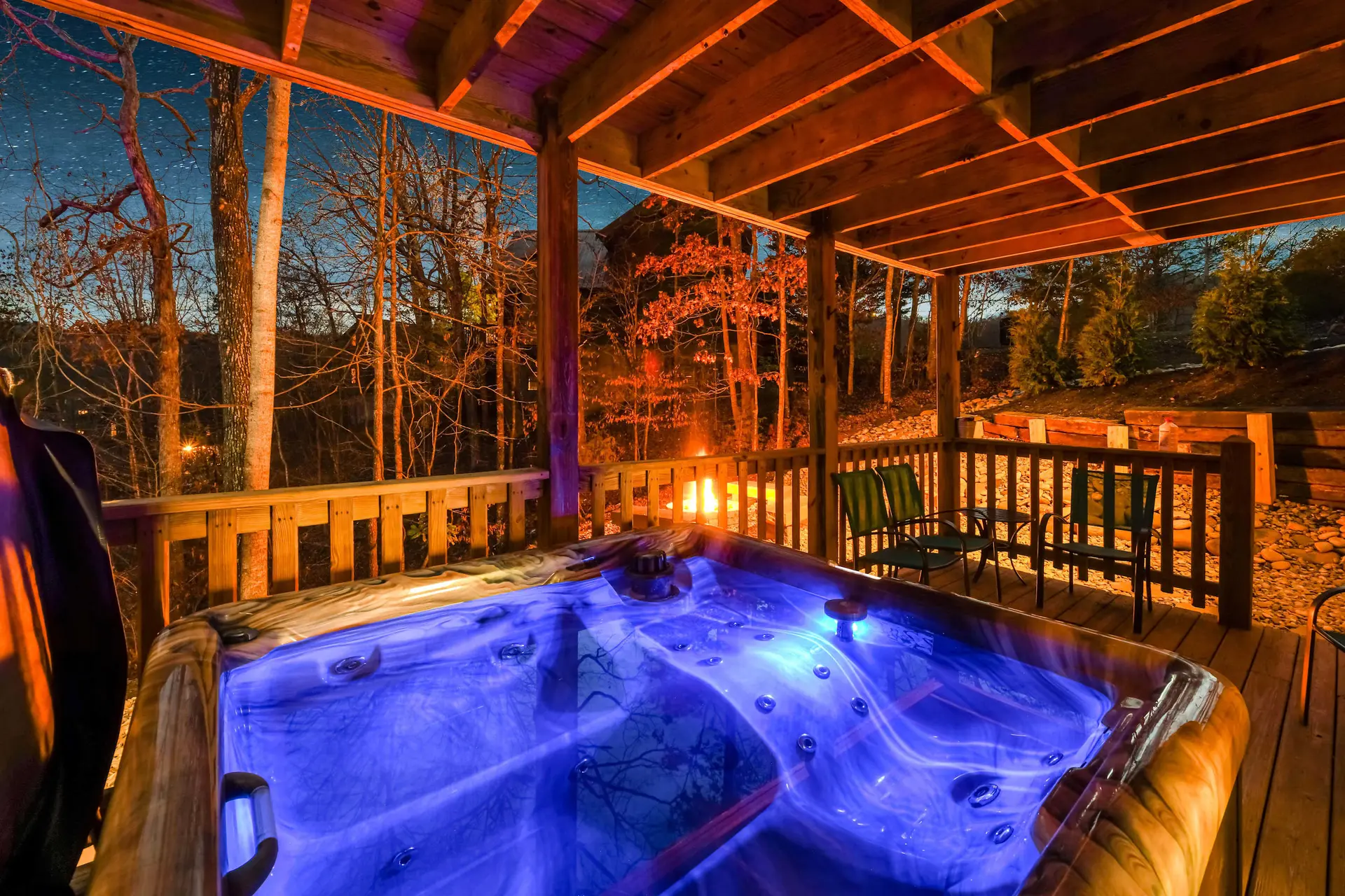 Entertainment - Heated Outdoor Pool - Near Parkway