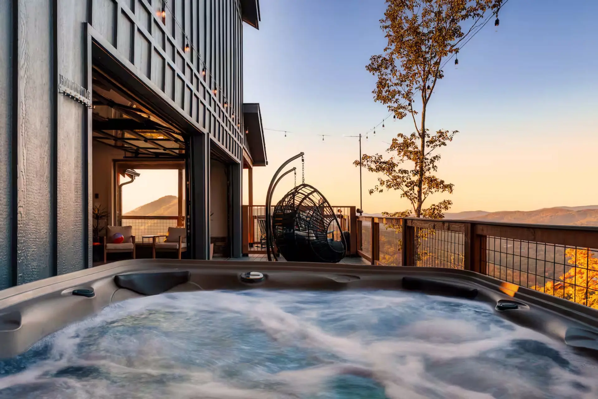 5 Suites - 180 View - Pool-Spa-Theater - Fireplace