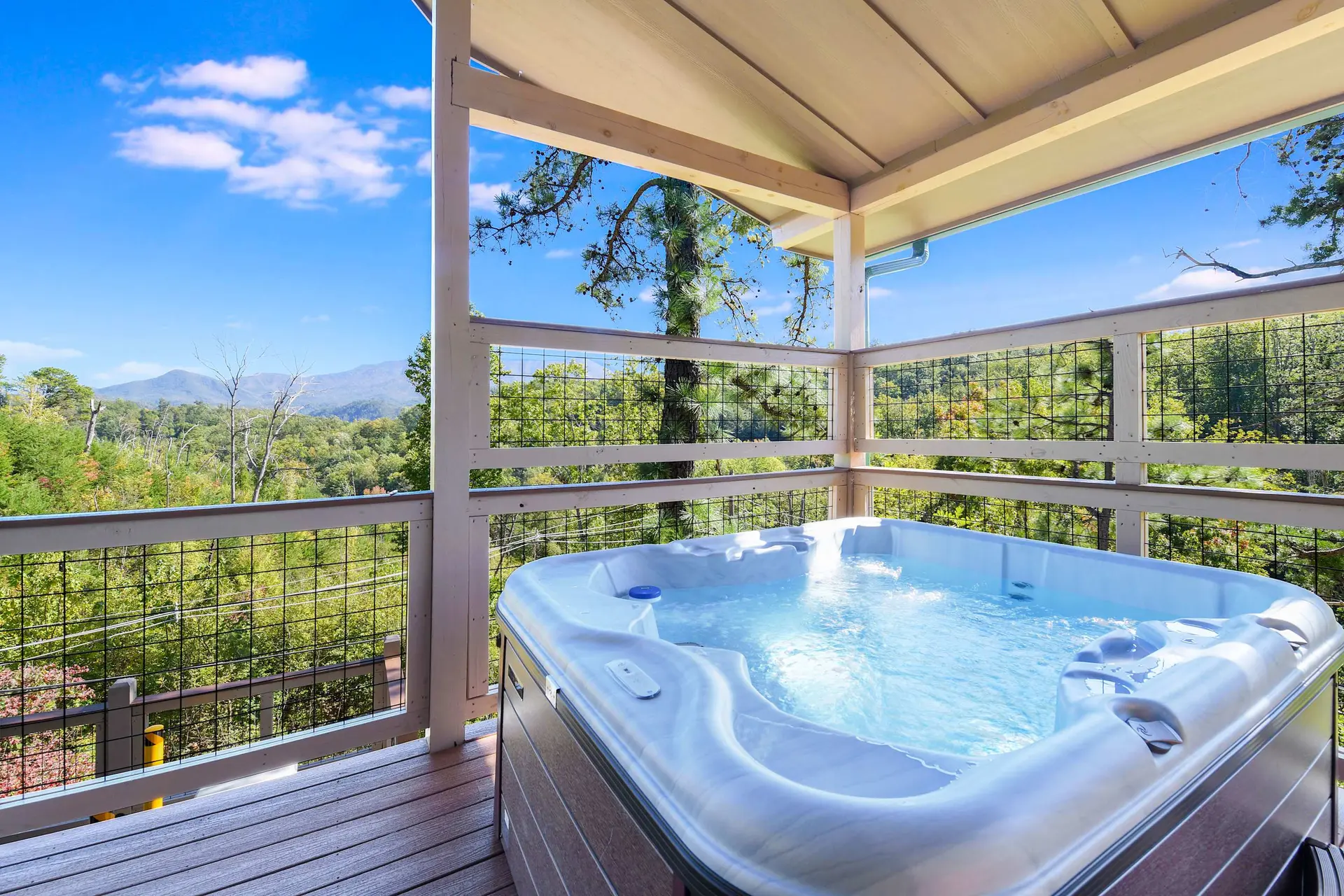 Chalet Village Gatlinburg - Mountain Views!