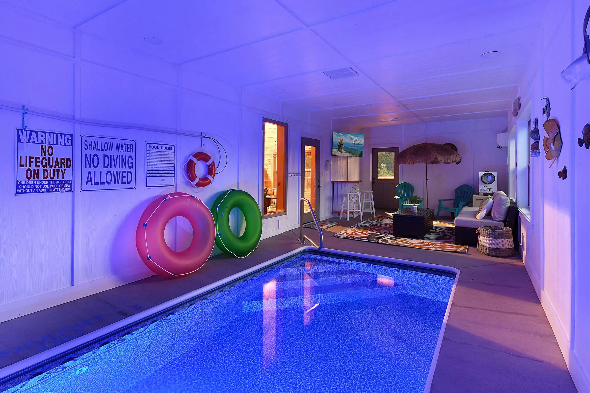 Indoor Pool - 5 Miles To Parkway - Mini Golf