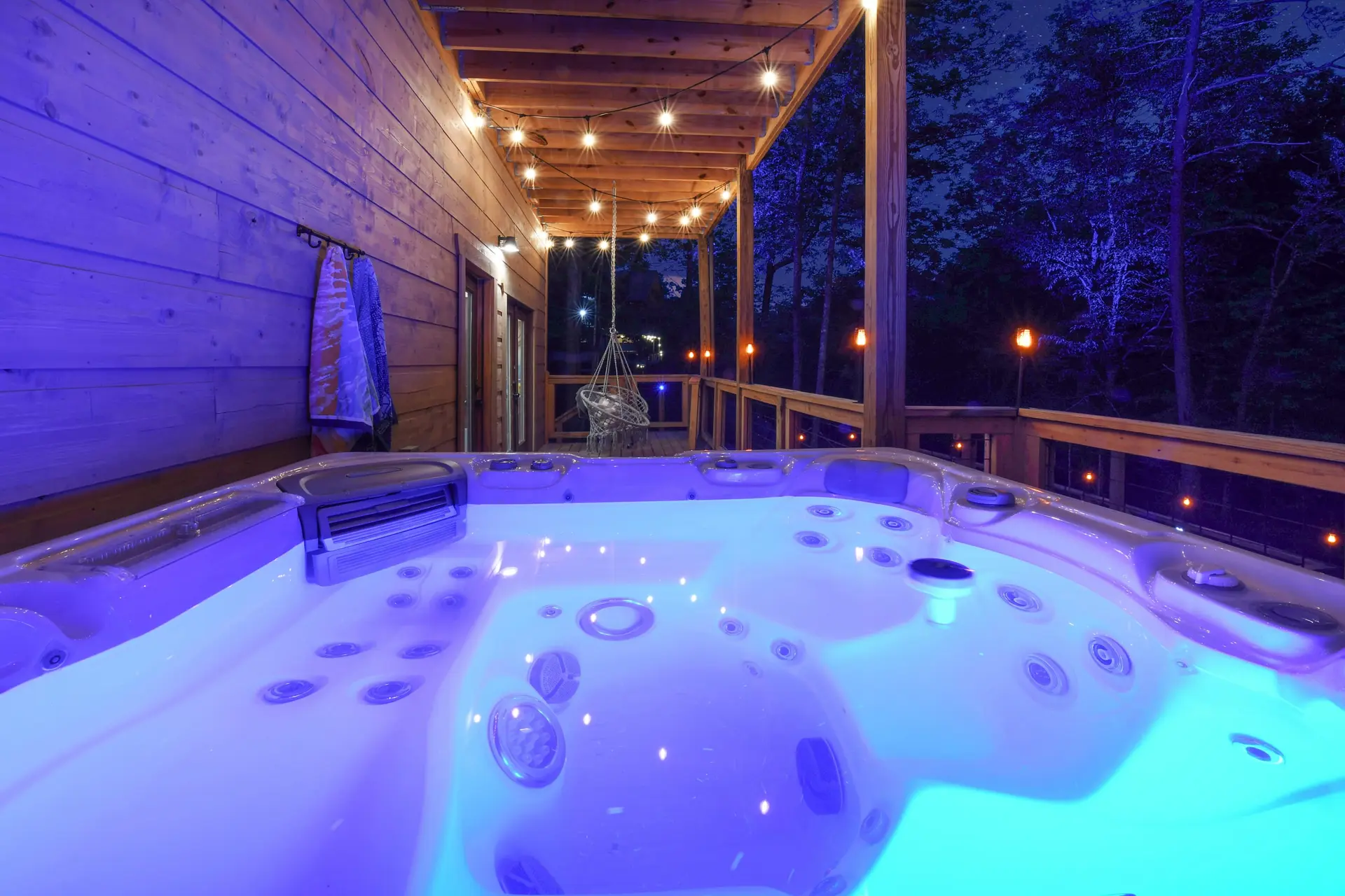 Heated Indoor Pool, Theater, Outdoors, Gameroom!
