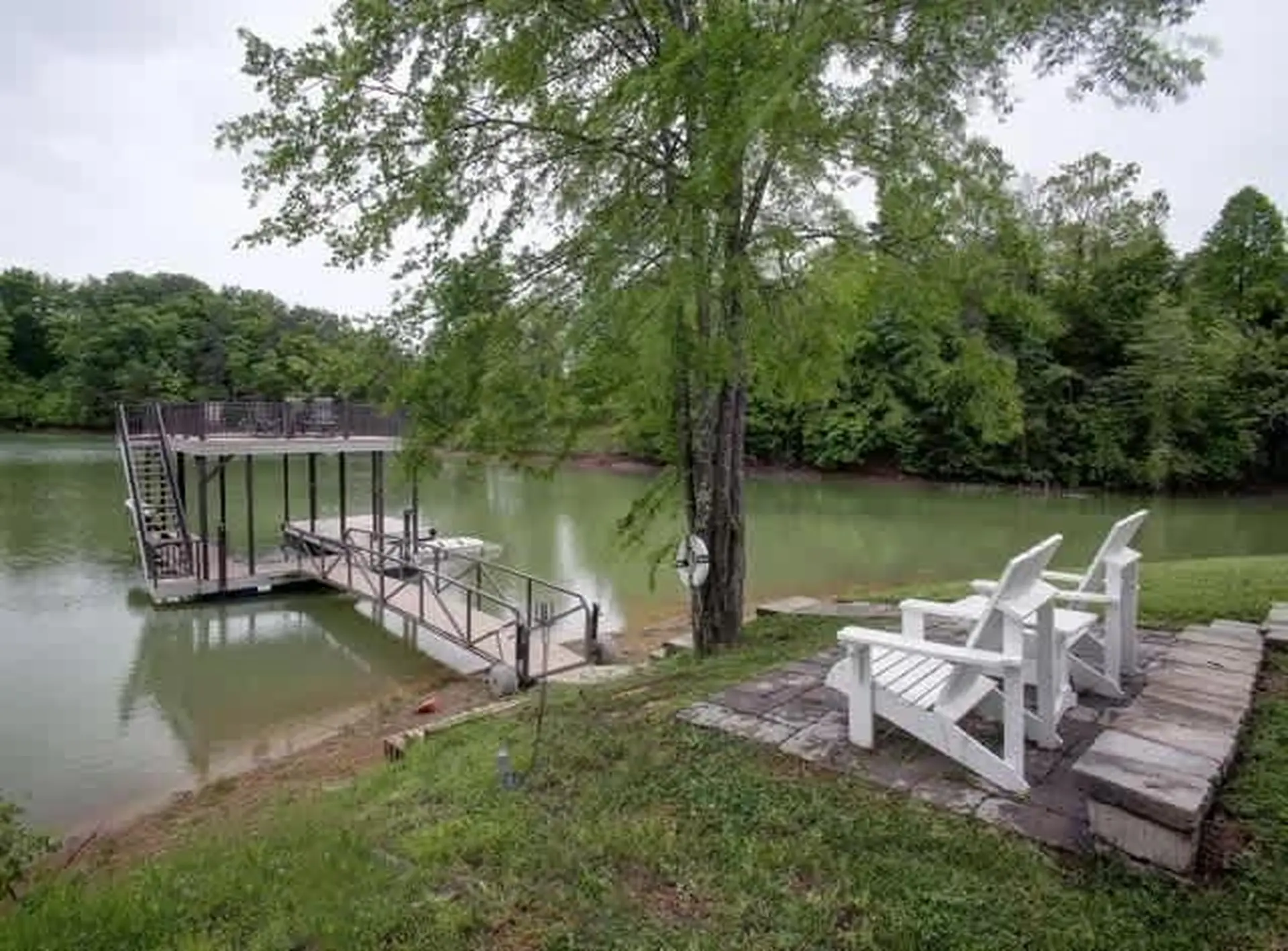 Knasgowa - Direct Lake Front House Retreat