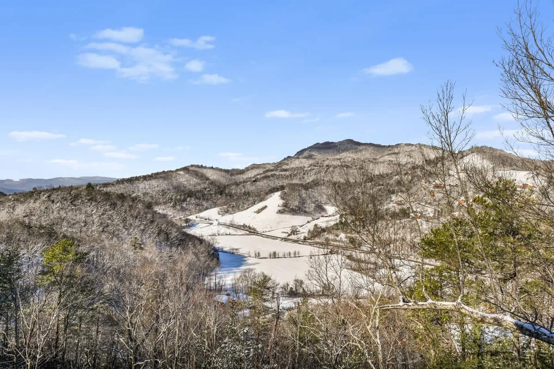 Unobstructed Panoramic Mountain Views! Heated Pool