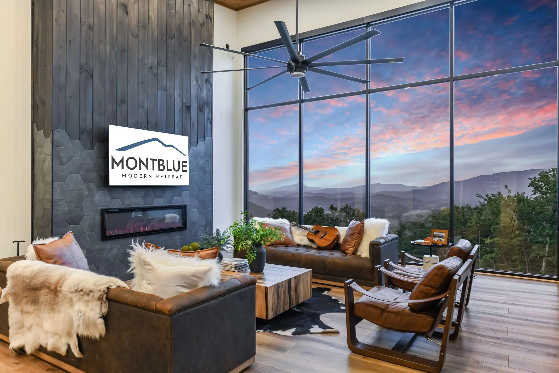 Montblue - Panoramic Unobstructed Mountain Views!