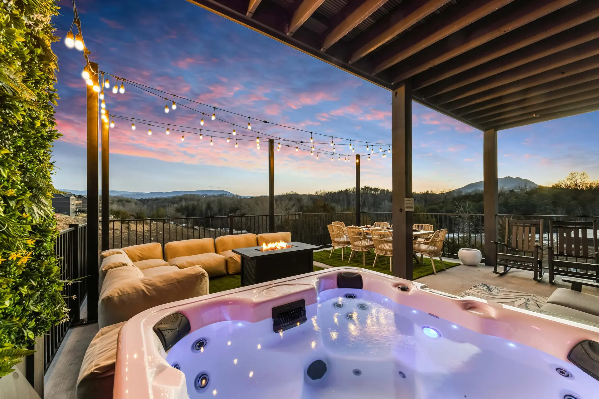 Smith Creek Reserve - Incredible Oasis Vibe!