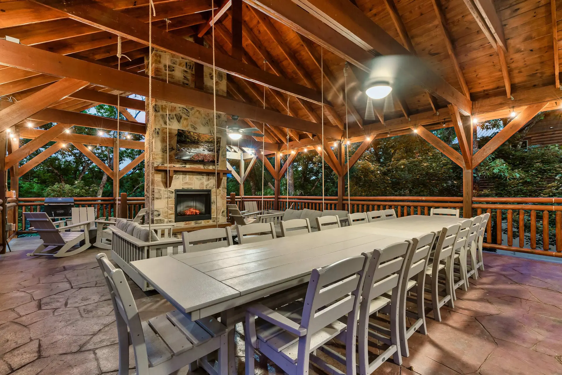 Indoor Pool - Epic Game Room - MiniGolf - 24 Guest