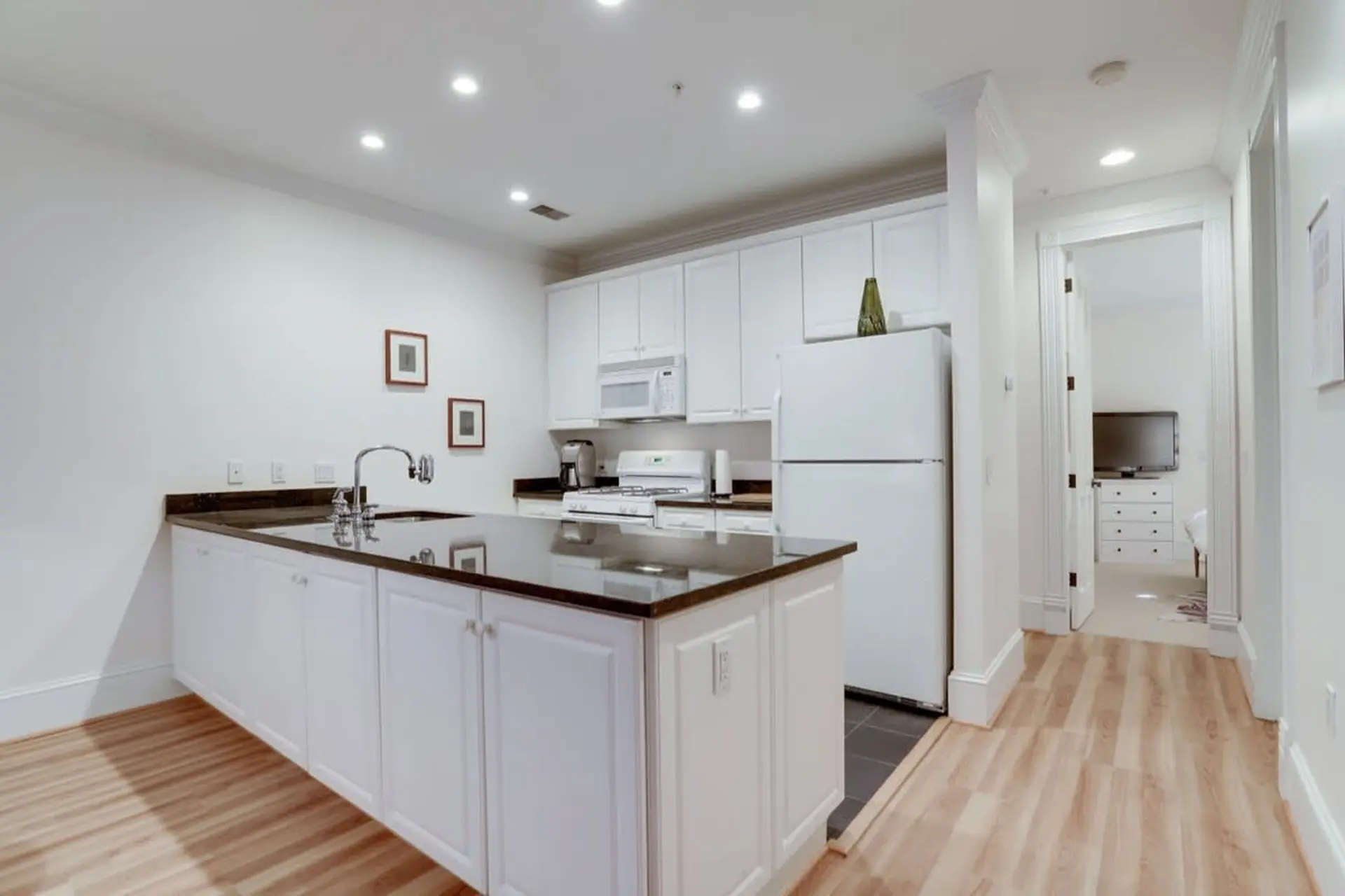 Sojourn | Stylish 2 BR Hill Home | #407