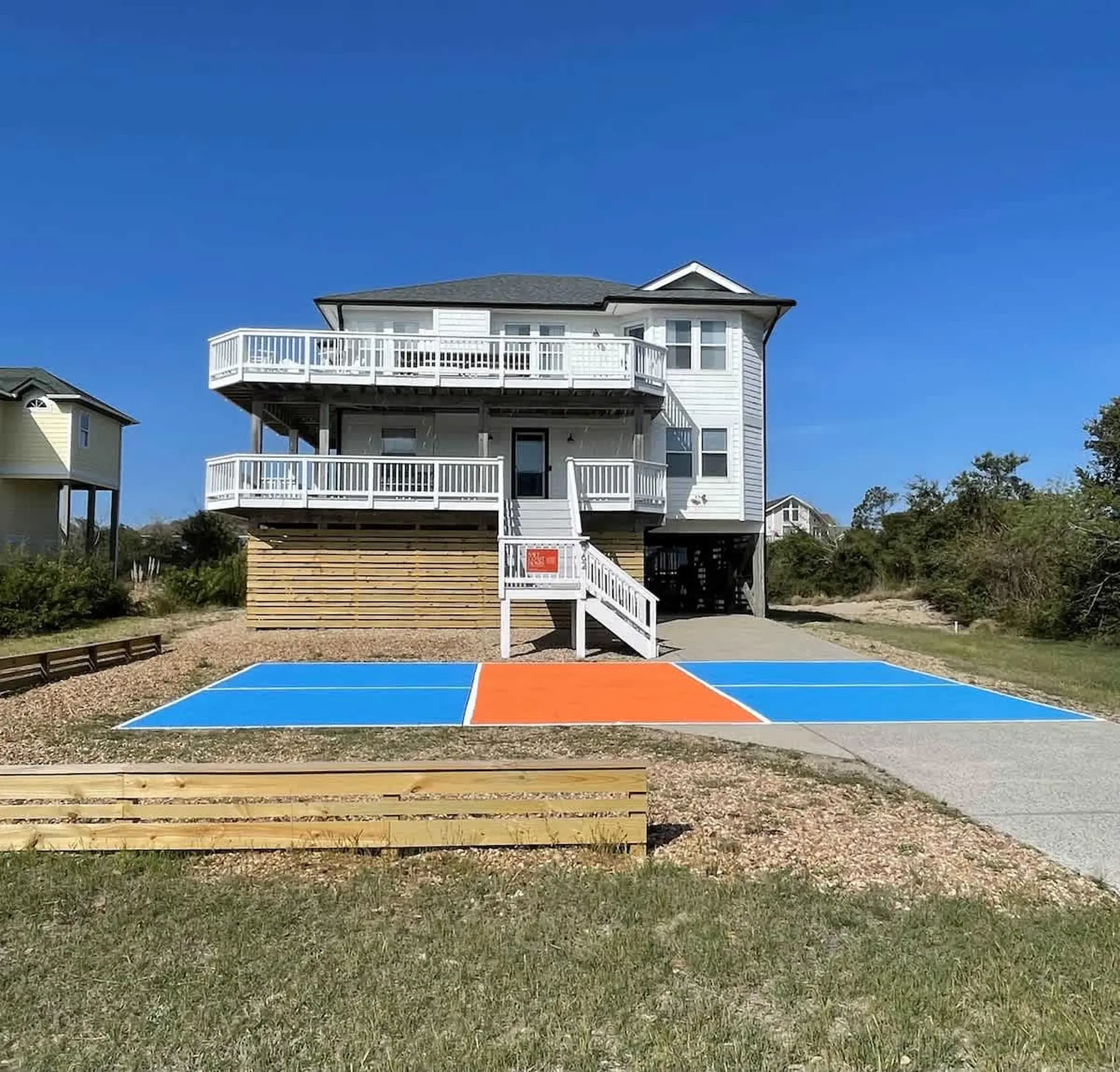 Heated Saltwater Pool, Hot Tub, 5Min Walk to Beach