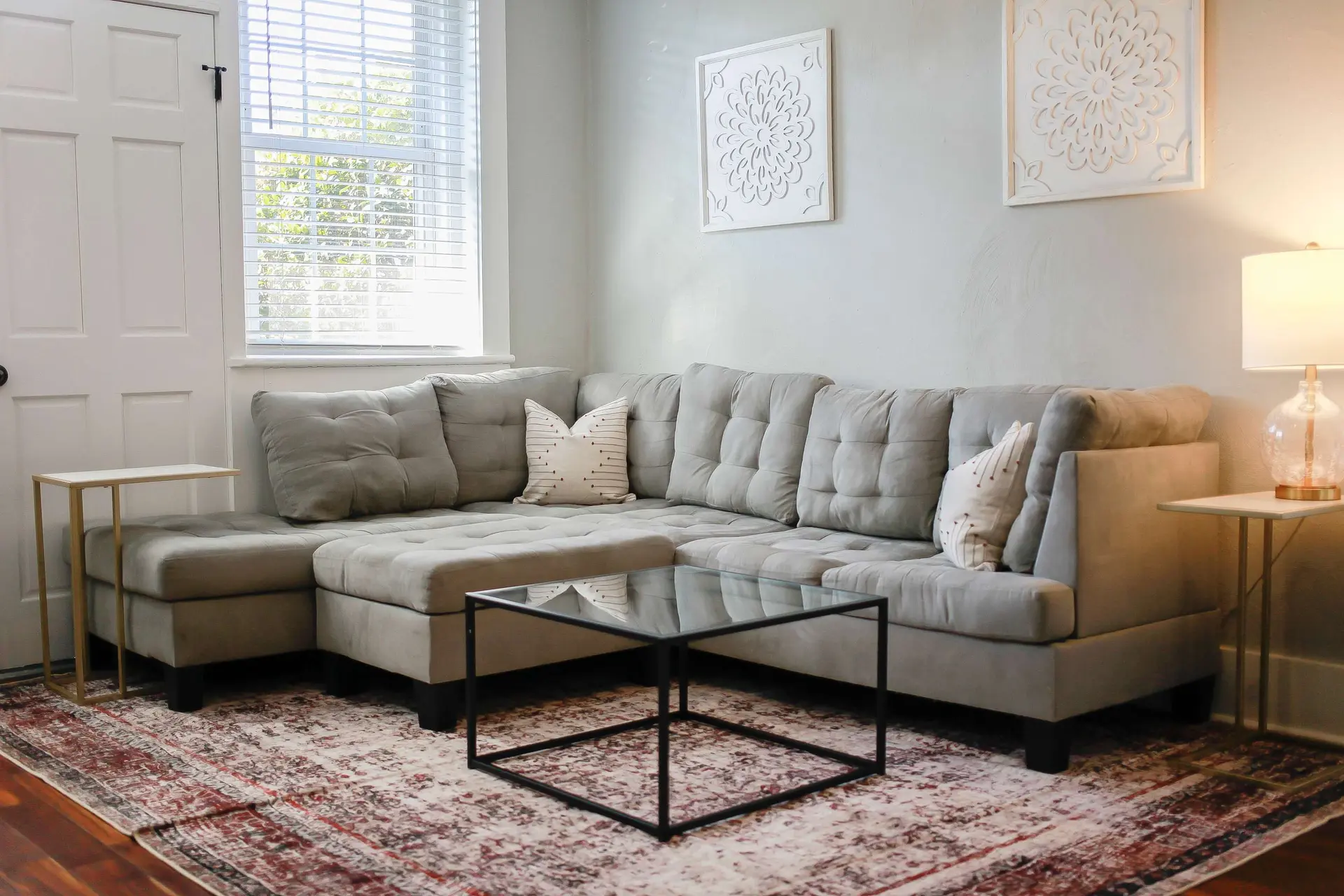 Sojourn's Spacious Apartment in Colley Manor