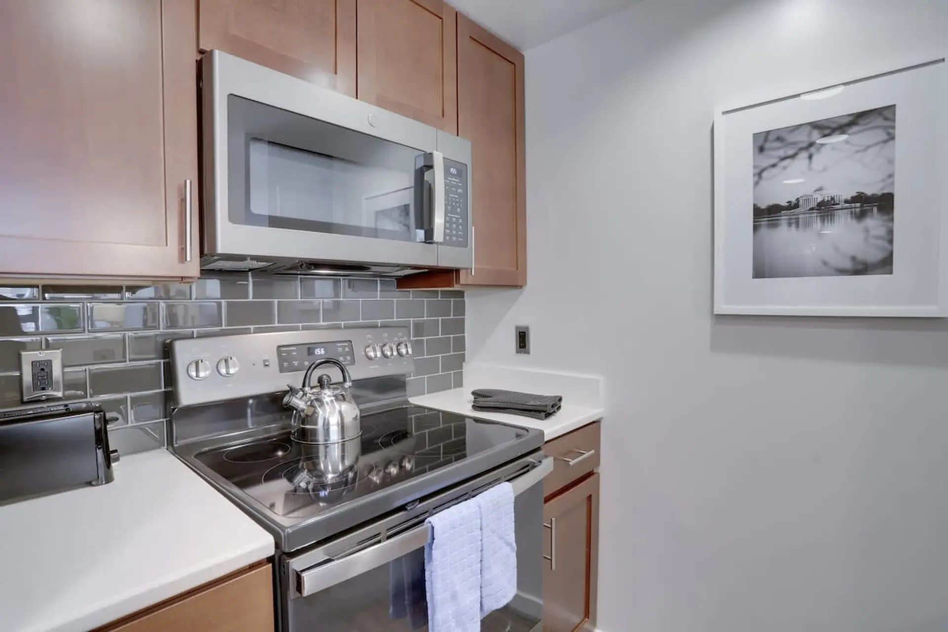 Sojourn | VA Square | 1 BR