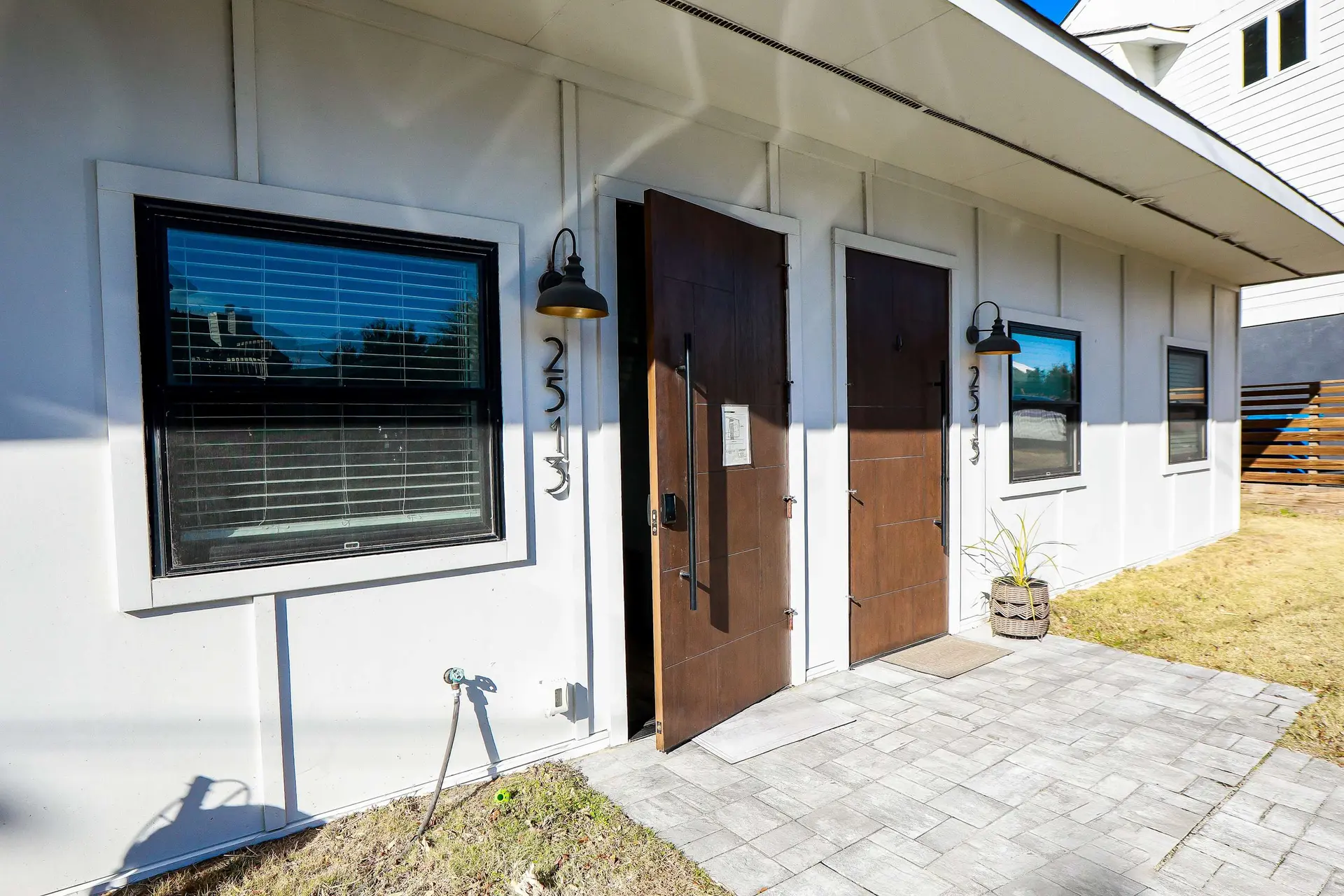 Sojourn Steps to the Beach Sleeps 4