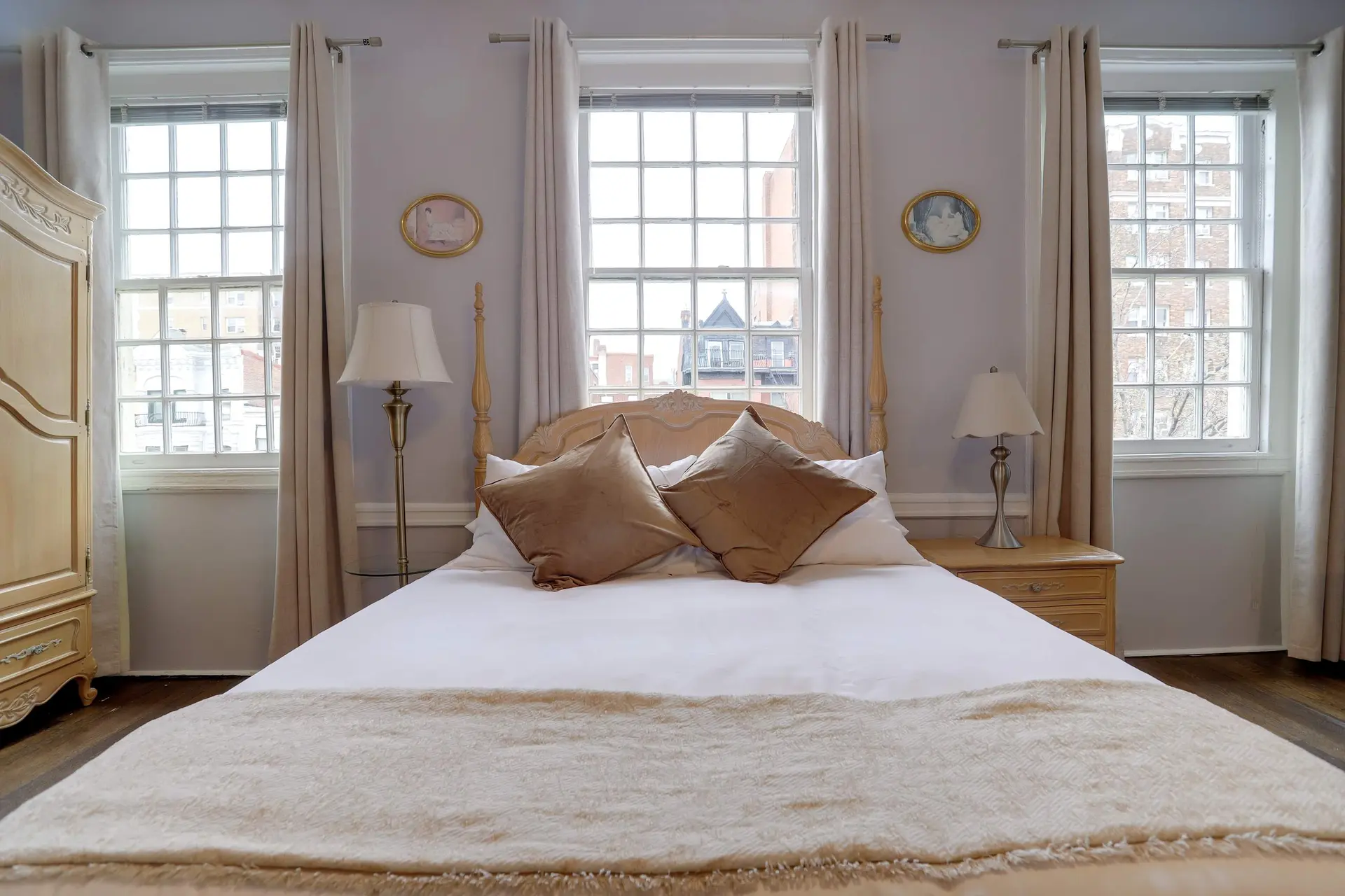 Sojourn Studio | Modern Charm in Dupont