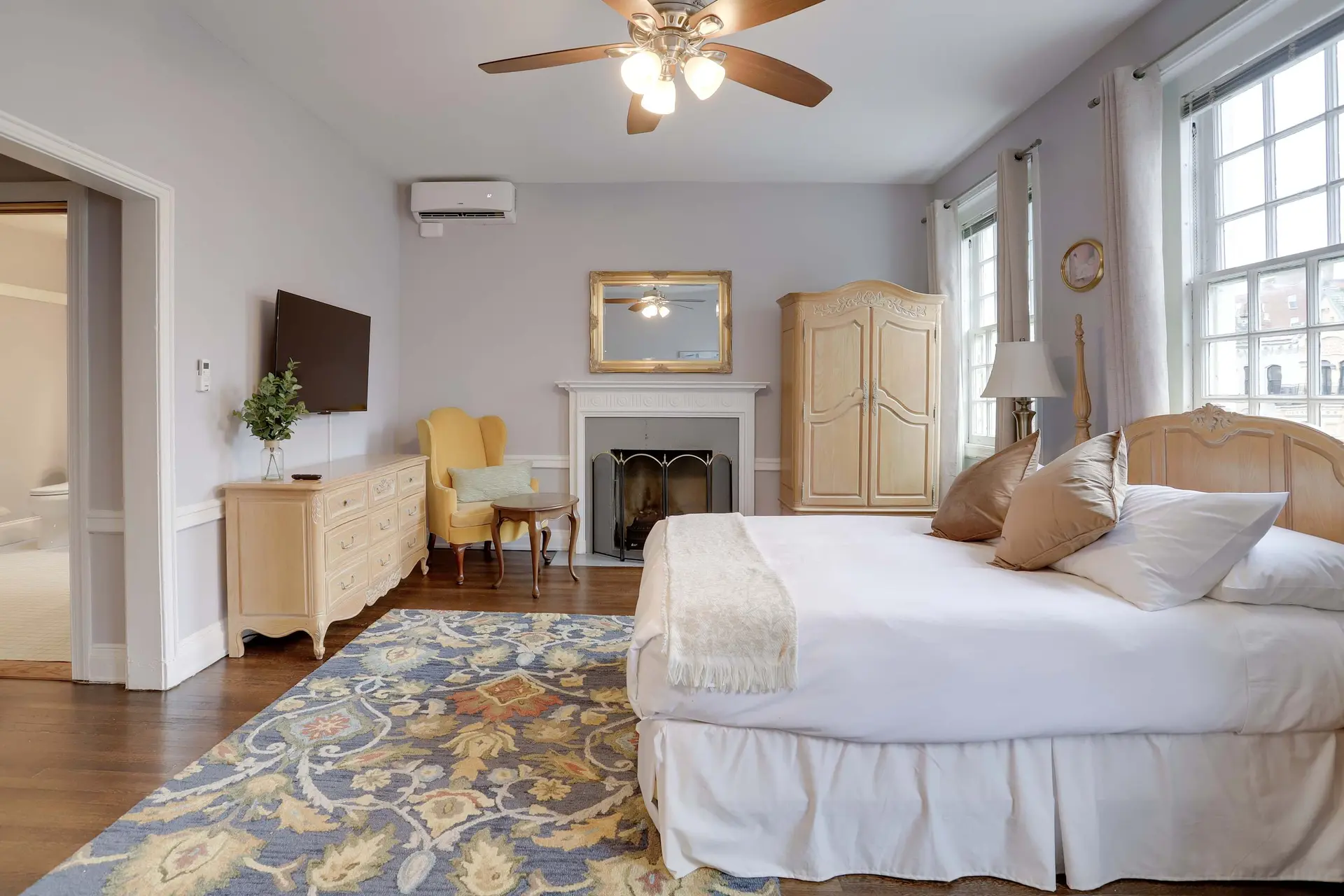 Sojourn Studio | Modern Charm in Dupont
