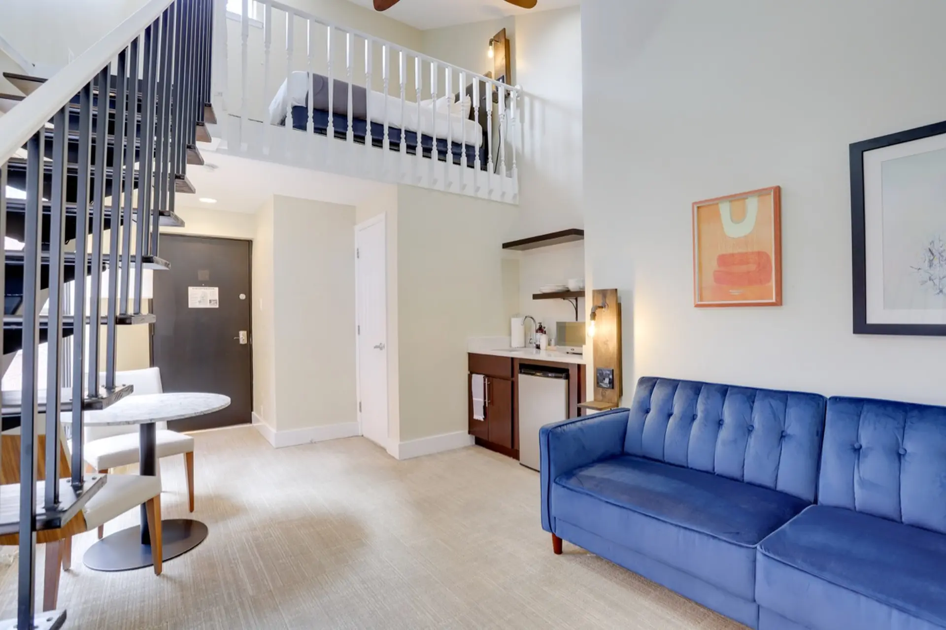 Sojourn at DuPont Place #9