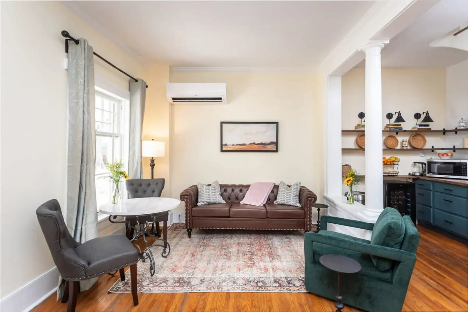 Sojourn at The Legacy Inn- The Parton Suite