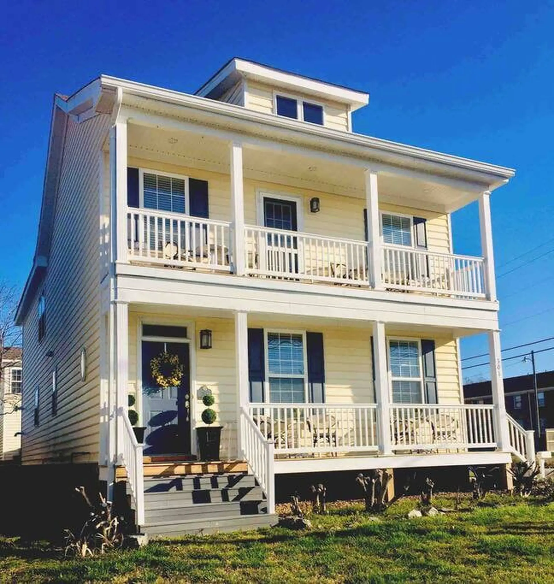 *UPSCALE* Ideal location 4 beach vacay! H20 views!