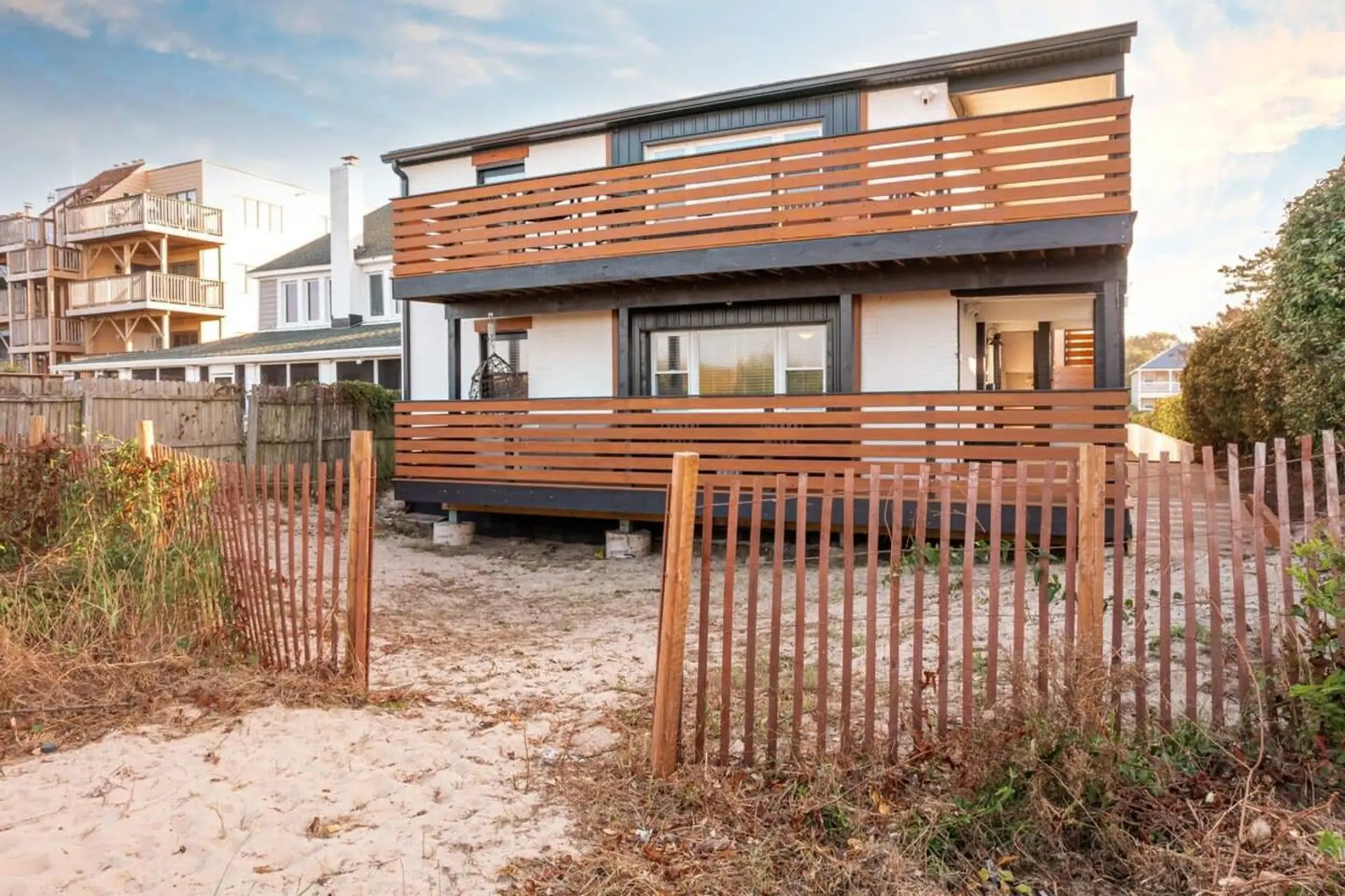 Sojourn 2 BR Luxury Beach Side Suite Surf Suite