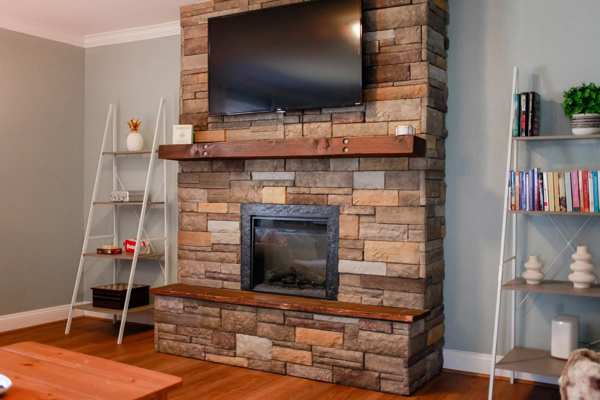 Sojourn Spacious Family Retreat w/ Fenced Backyard