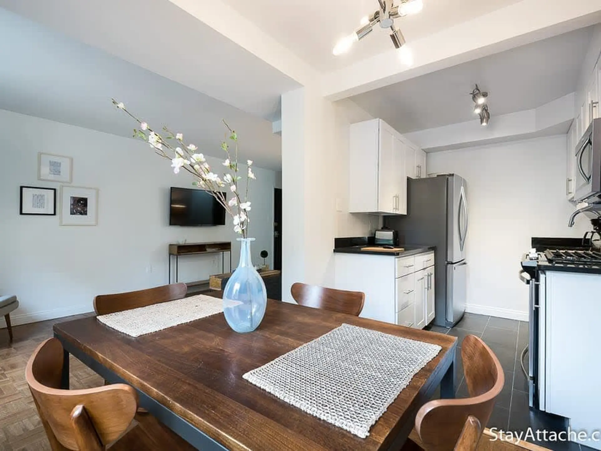Sojourn on 5th | Pets Welcome