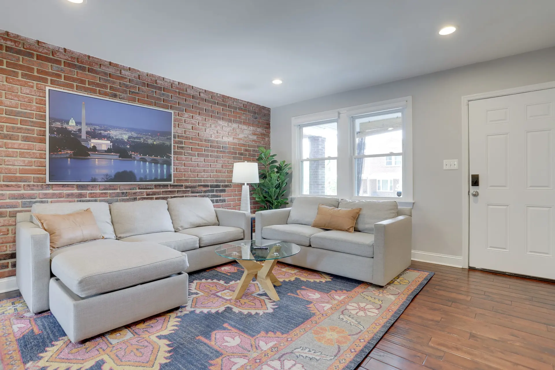 Sojourn's 3 BR w/ Relaxing Porch & Free Parking